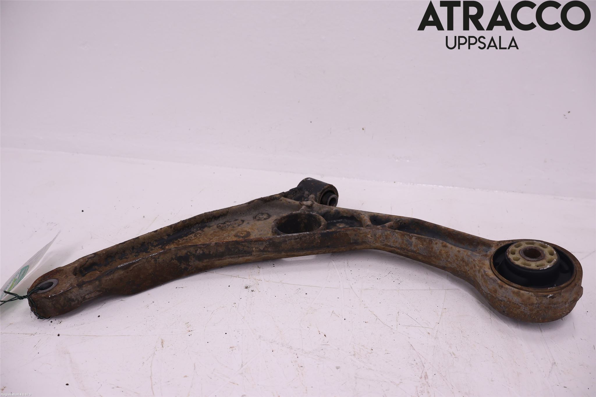 Fiat FREEMONT Bärarm Fram Undre Hö