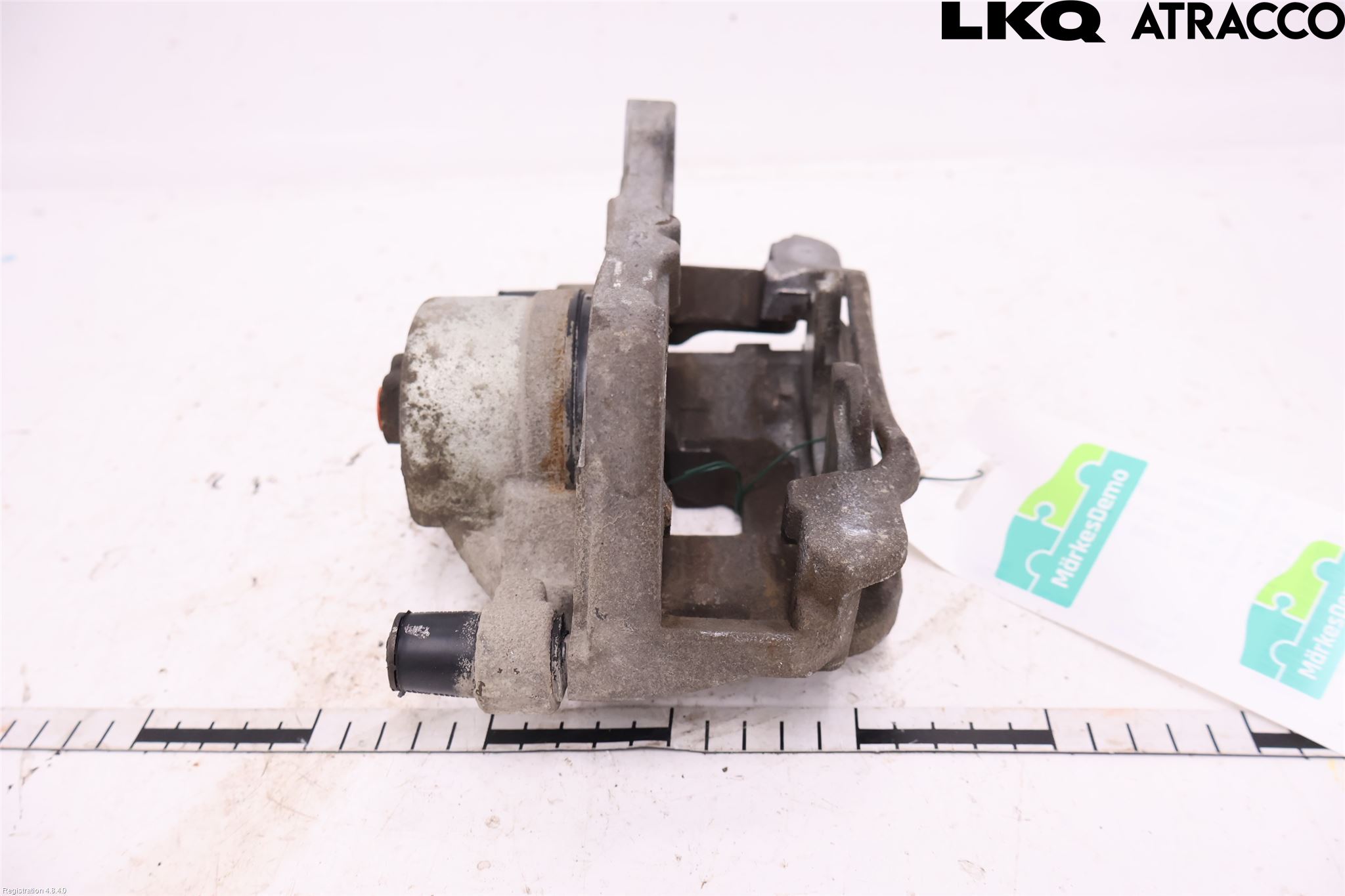 MG 4 23- Bromsok Fram Vänster