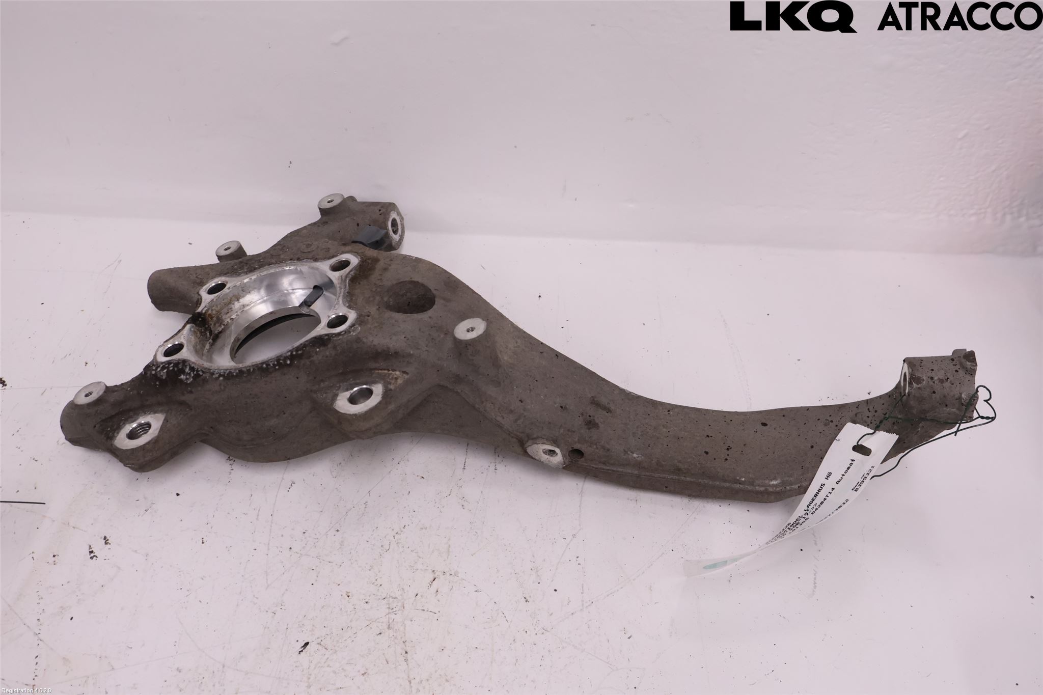 Volvo V90 17->> Styrspindel Lagerhus Hö