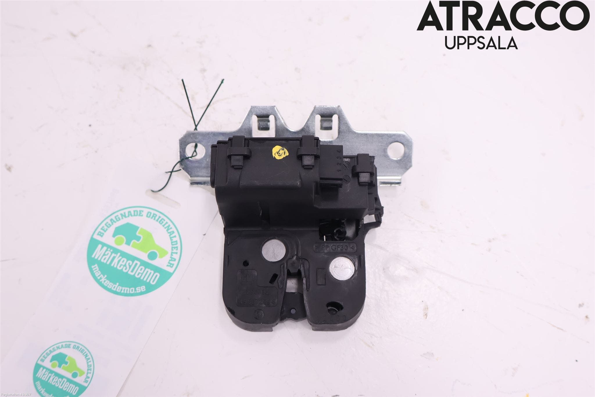 Opel INSIGNIA 09-16 Låskista Baklucka