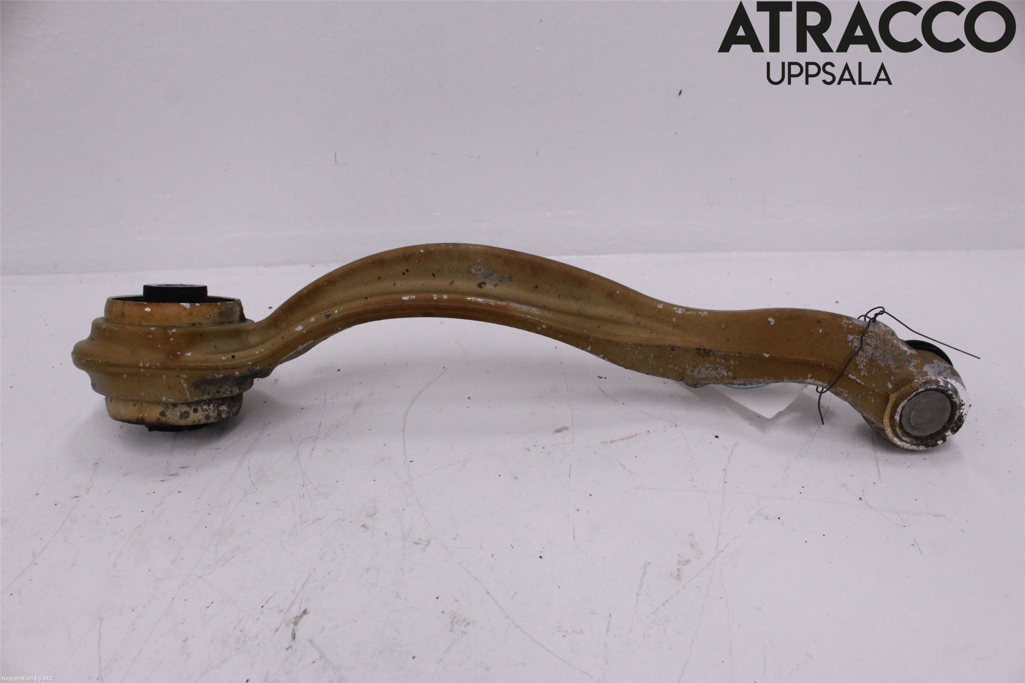 Mercedes-Benz MB E-KLASS (W212) 09-16 Bärarm Fram Undre Hö