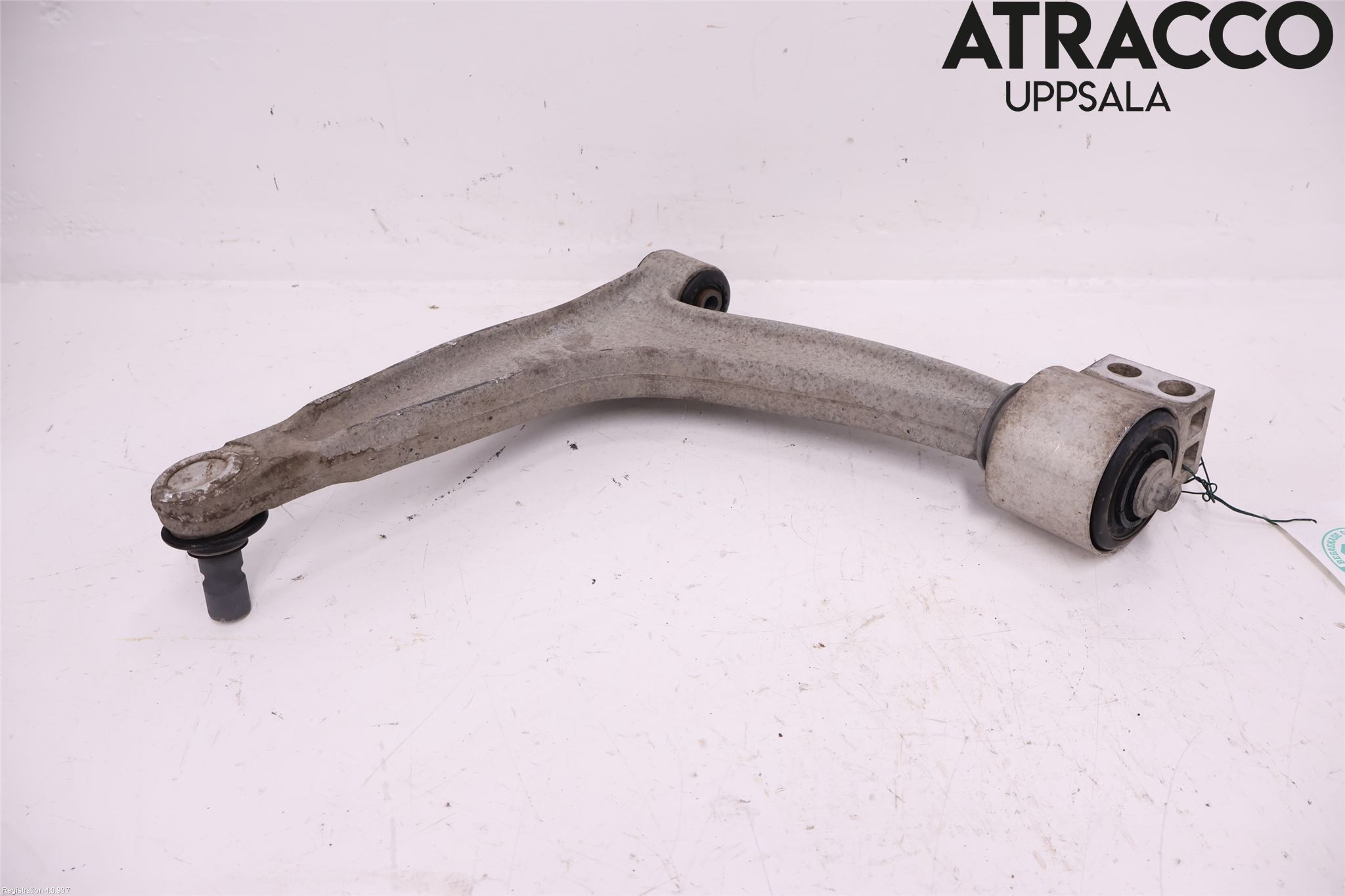 Saab 9-3 VER2/VER3 08-15 Bärarm Fram Undre Hö