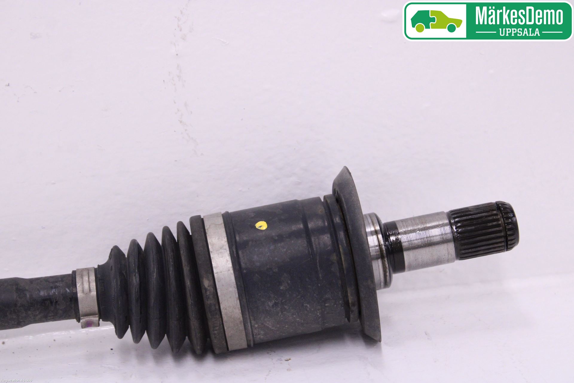 BMW 3 F30/F31/F80 12-19 Drivaxel Bak Vänster