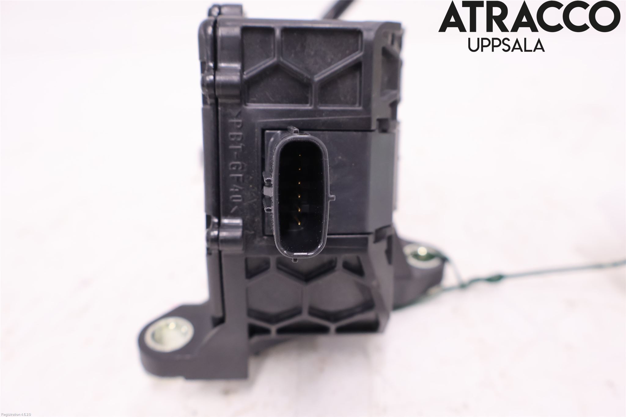 Toyota RAV4 19- Gaspedal