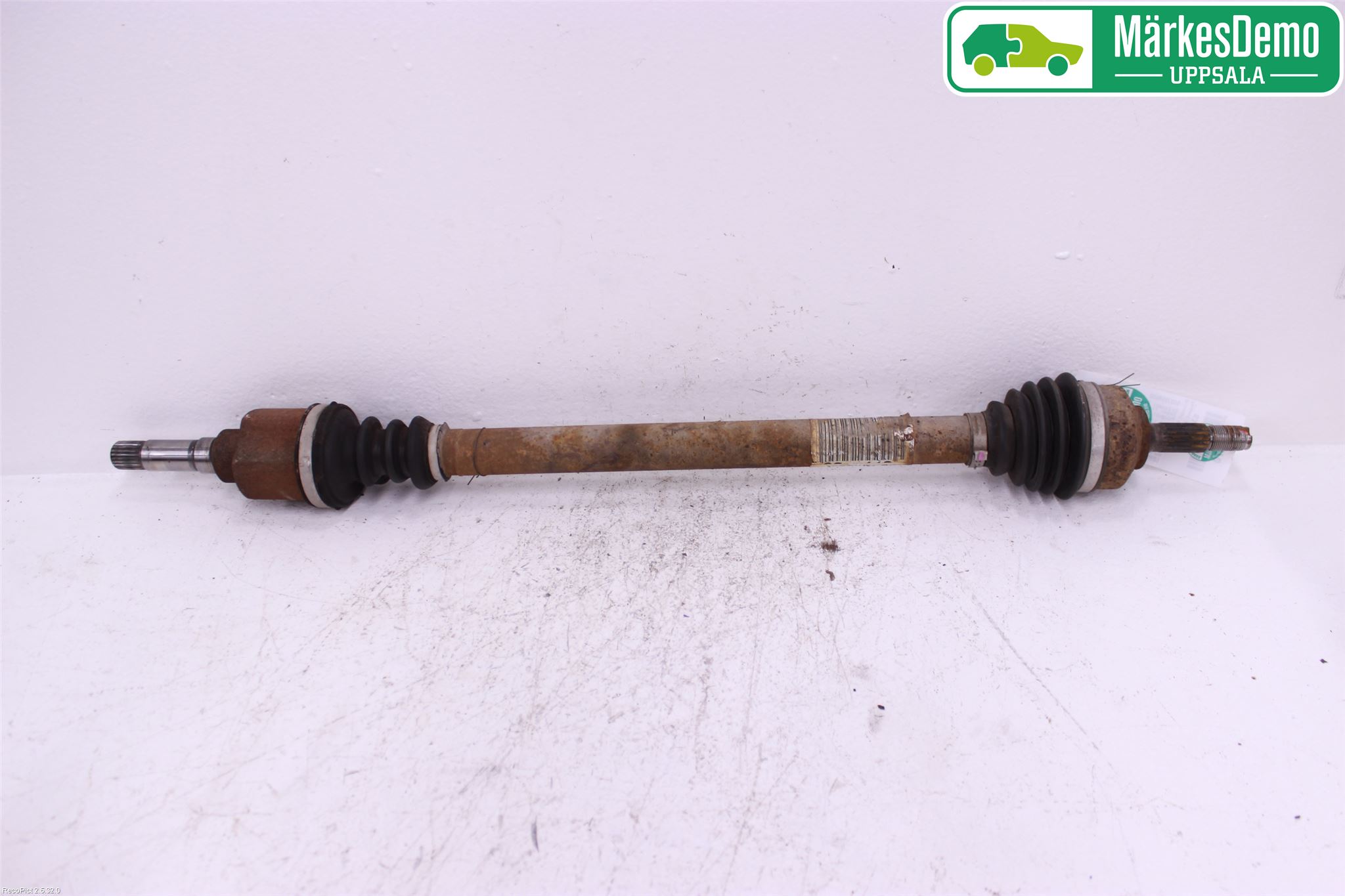Peugeot 208 12-15 Drivaxel Fram Höger