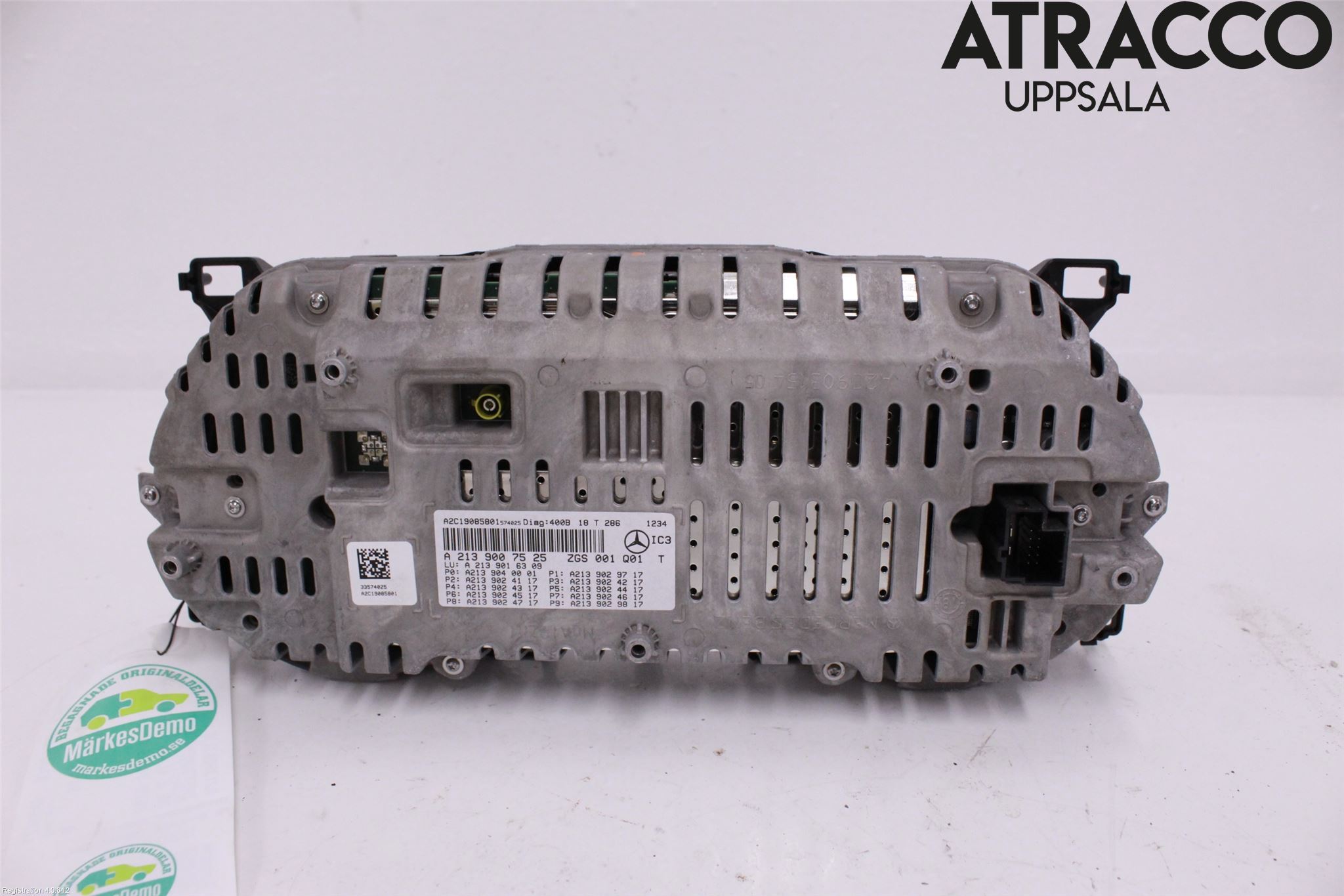 Mercedes-Benz MB E-KLASS (W213) 16-23 Instrument Hast