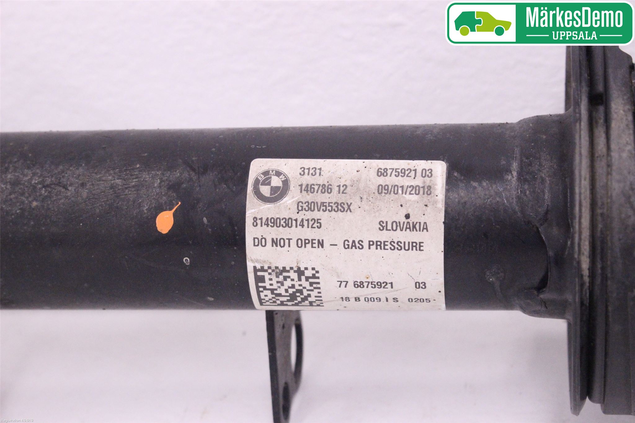 BMW 5 G30/G31/F90 17-23 Fjäderben Fram Vänster