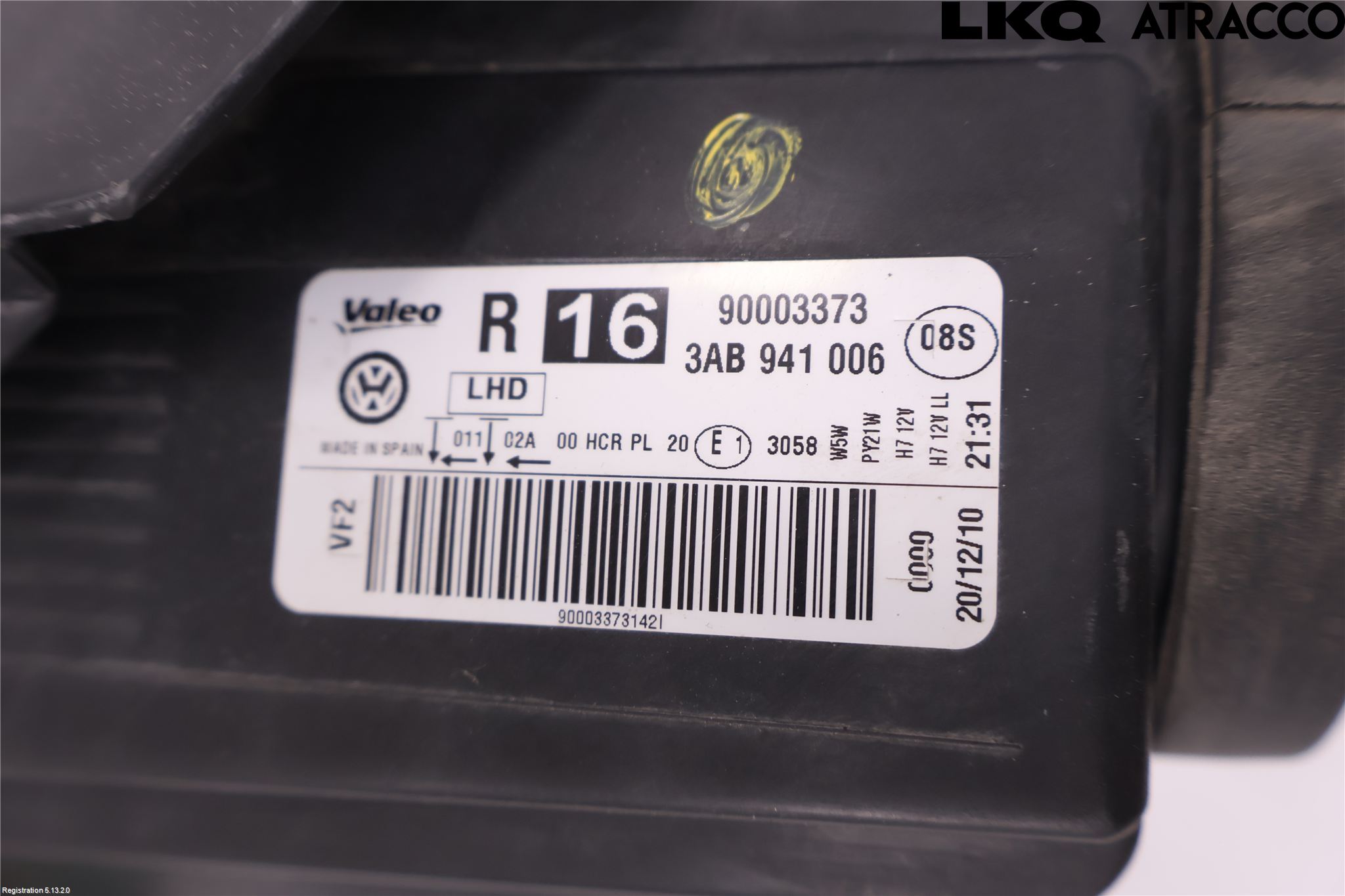 Volkswagen VW PASSAT 11-14 Strålkastare Höger