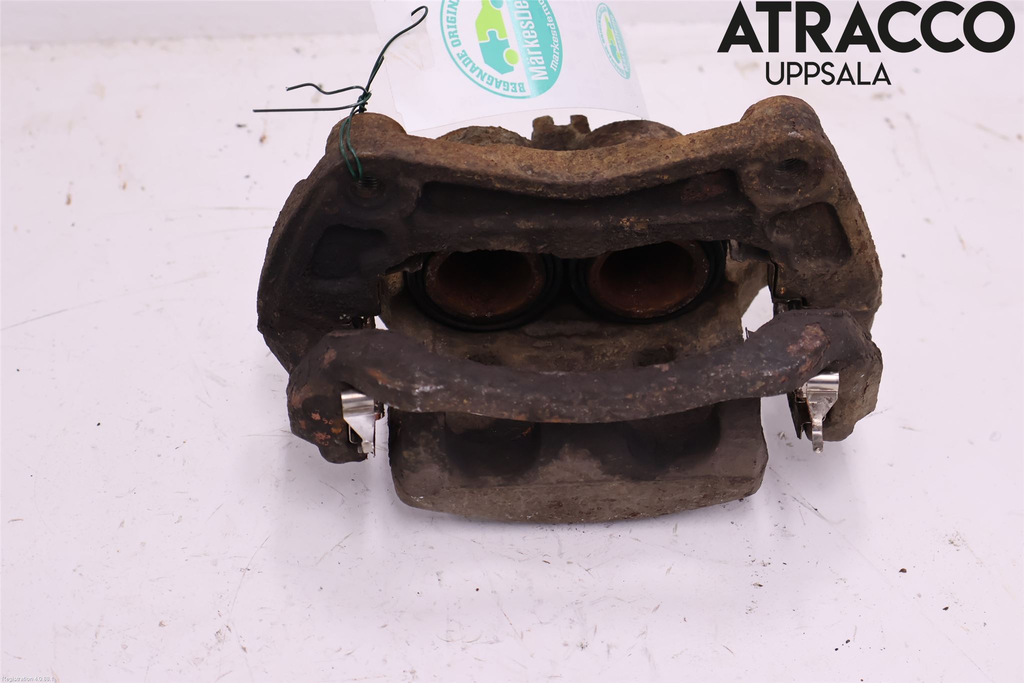 Nissan NAVARA 05-16 Bromsok Fram Höger