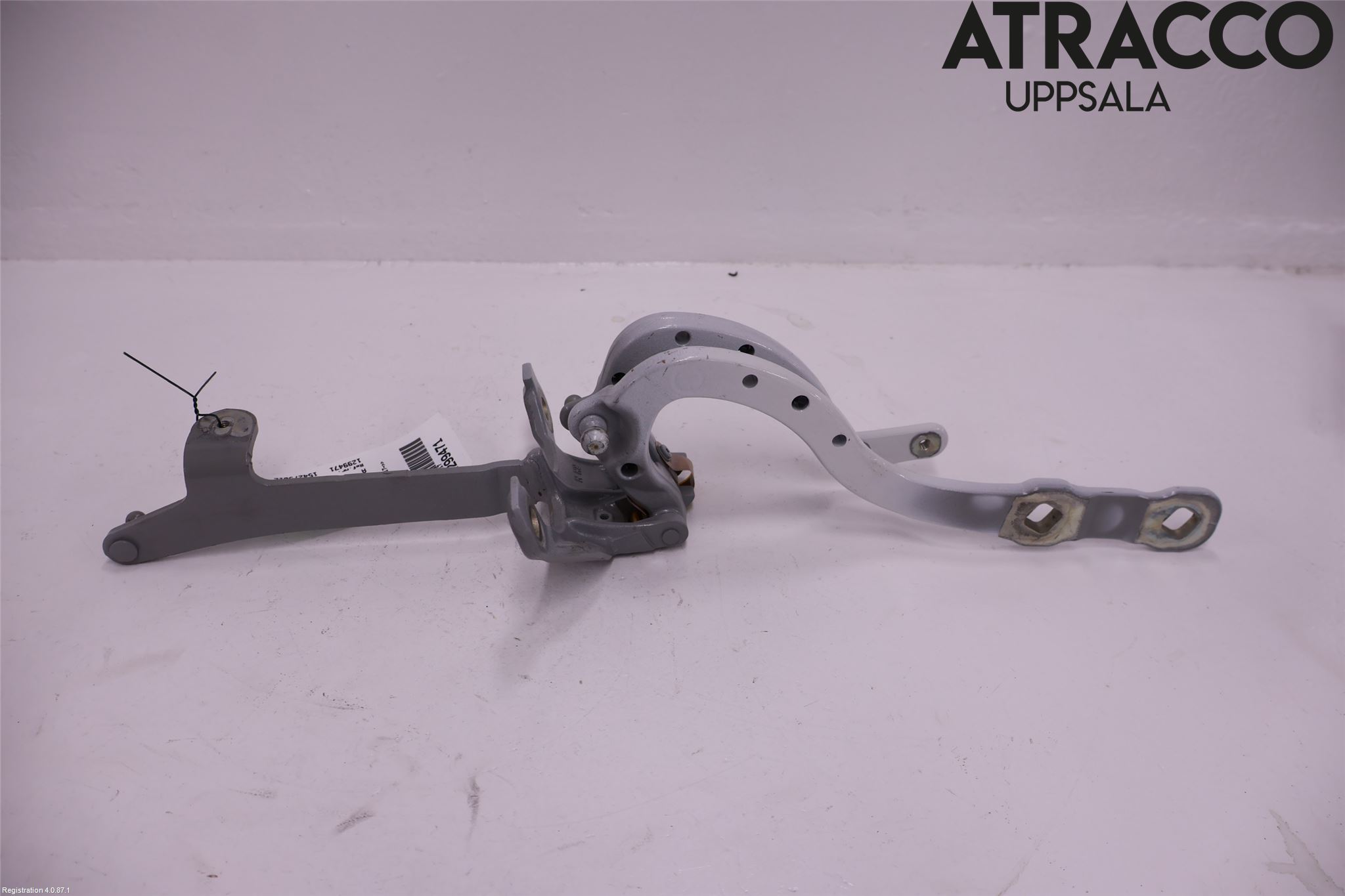 BMW 5 G30/G31/F90 17-23 Bakluckegångjärn Hö