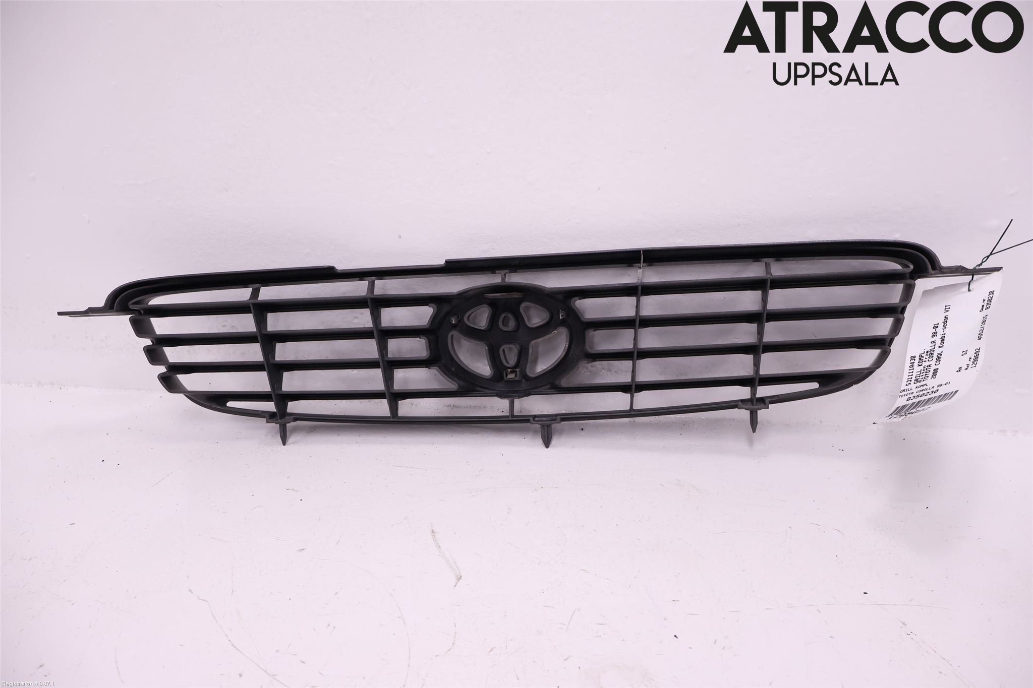 Toyota COROLLA 98-01 Grill Komp