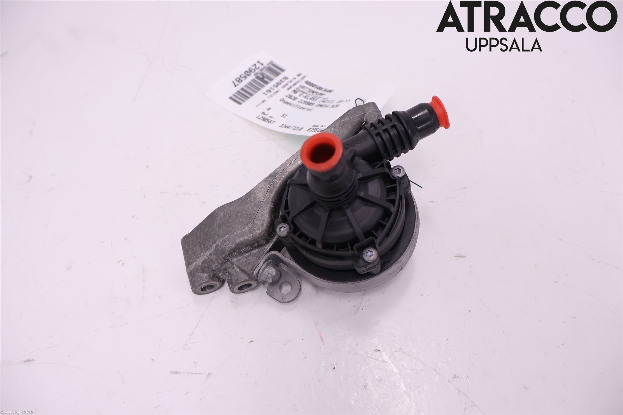 Mercedes-Benz MB E-KLASS (W213) 16-23 Vattenpump