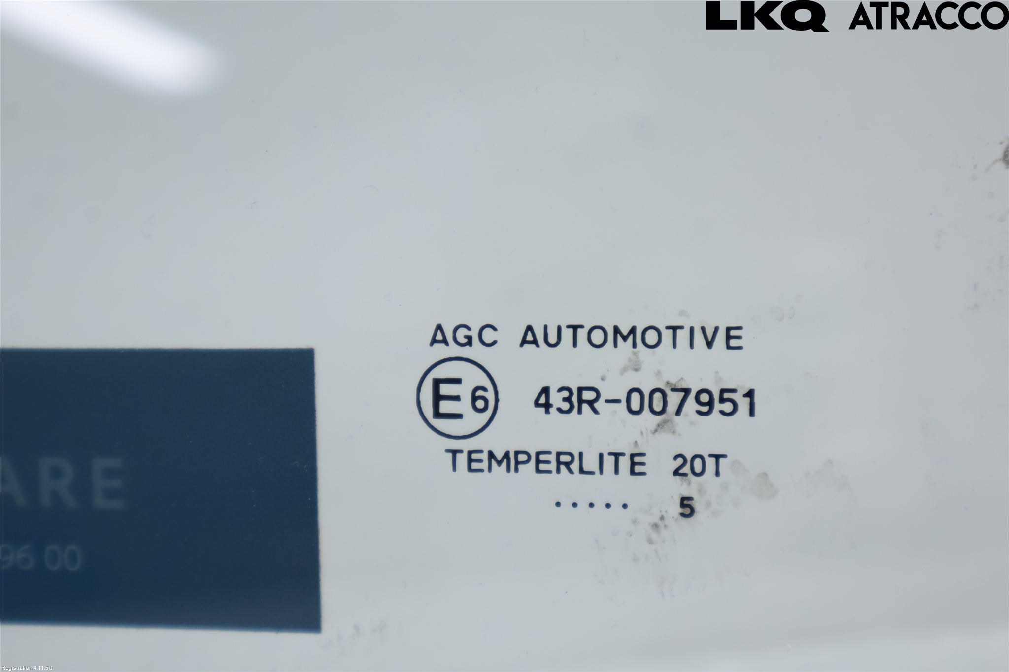 Toyota YARIS XP21 20- Dörruta Fram Vänster