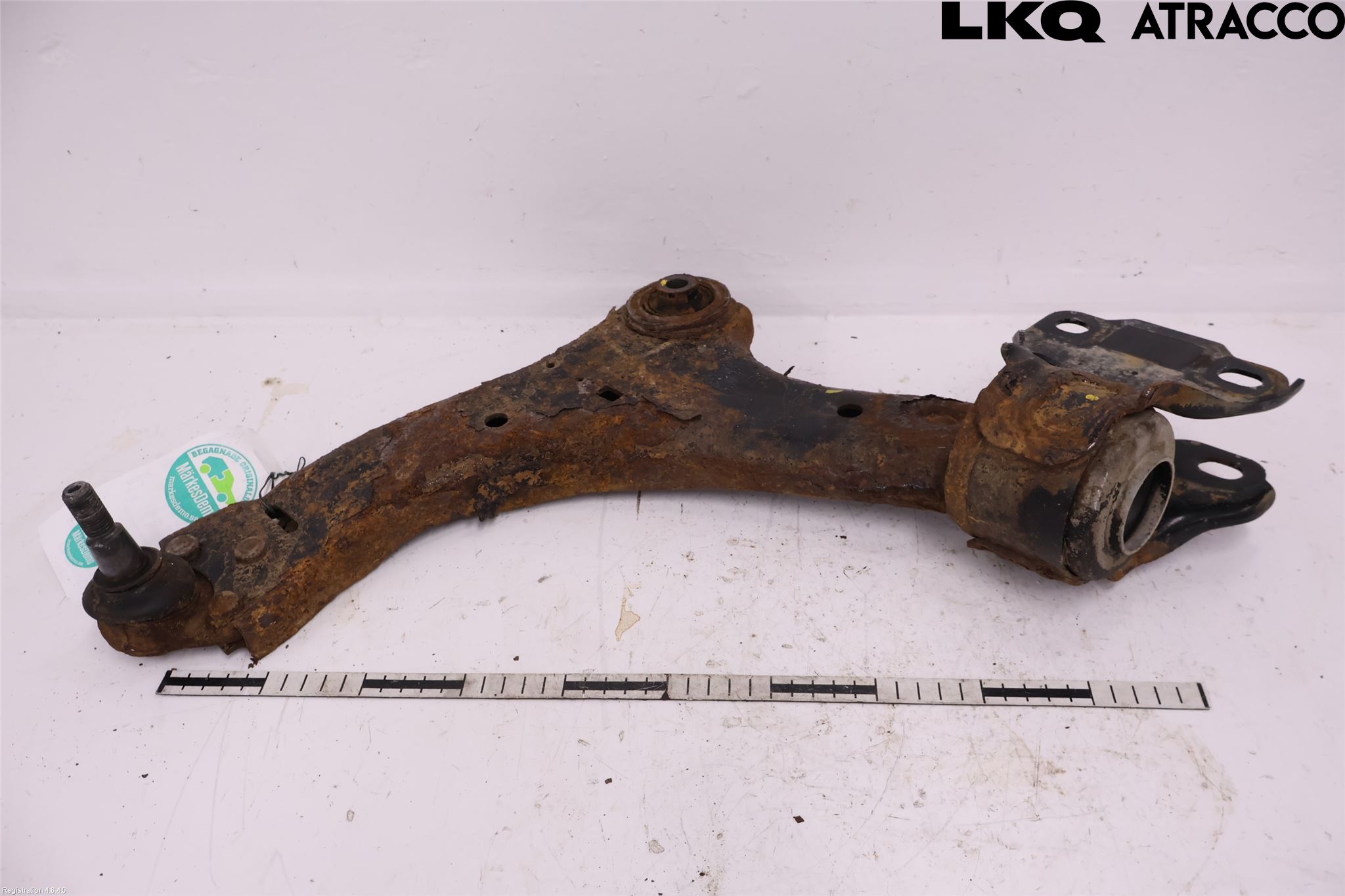 Volvo V70 08-13 Bärarm Fram Undre Vä