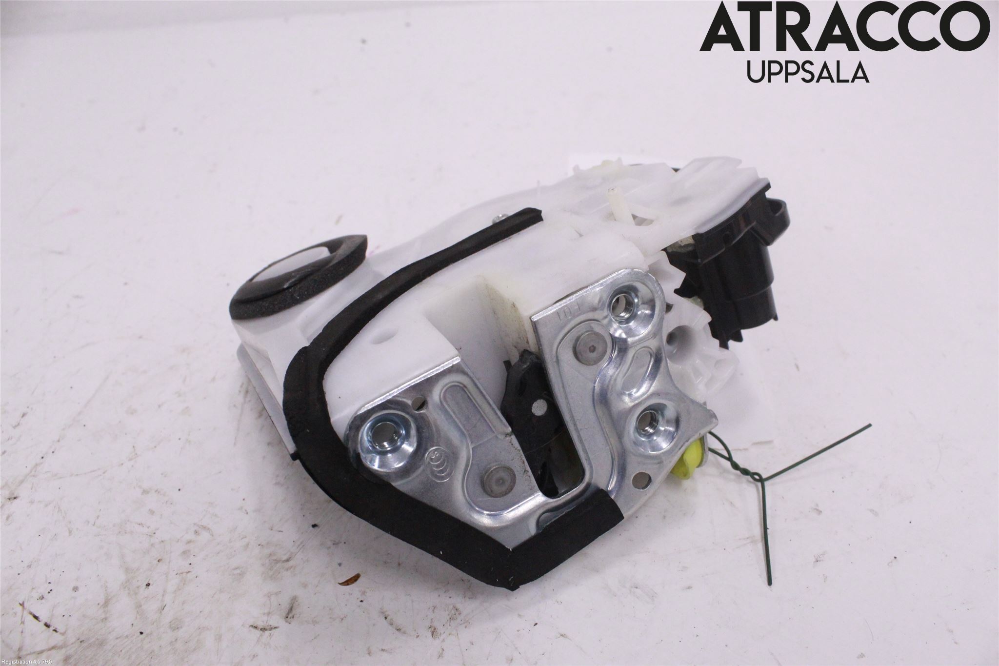 Suzuki SWIFT 17-24 Låskista-Dörrlås