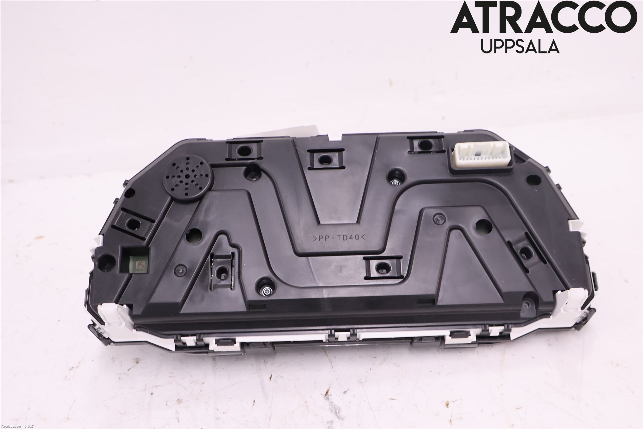 Mitsubishi ECLIPS CROSS Instrument Komb