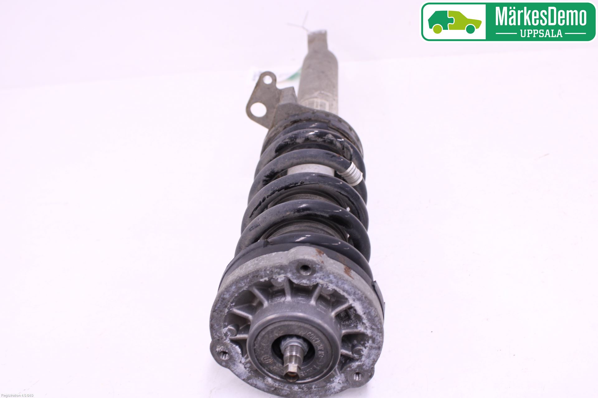 BMW 5 F10/F11/F18 09-17 Fjäderben Fram Vänster