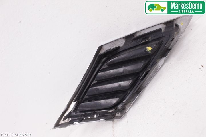 Saab 9-3 VER2/VER3 08-15 Grilldel Höger