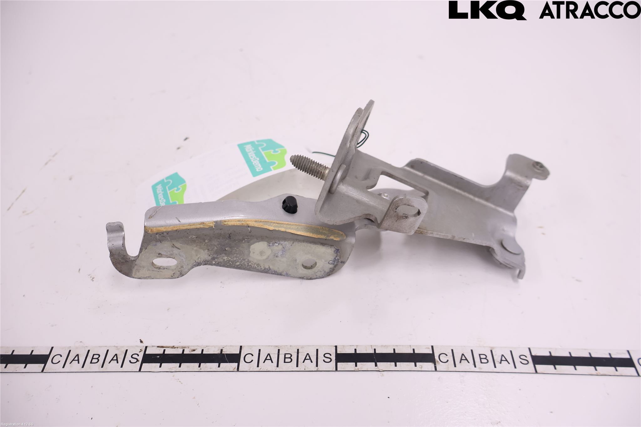 Opel VIVARO 15-19 Huvgångjärn