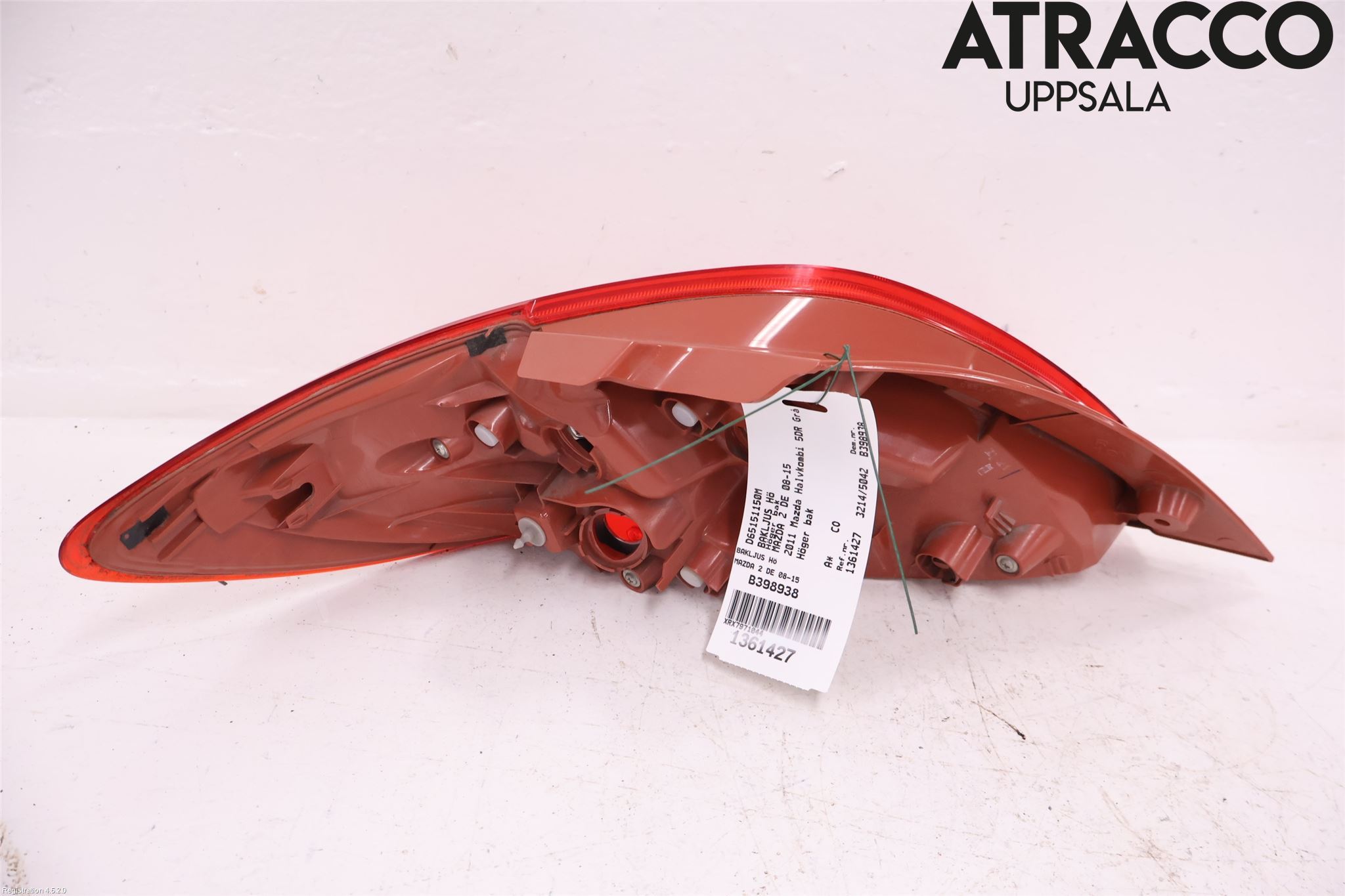 Mazda 2 (DE) 08-15 Bakljus Höger