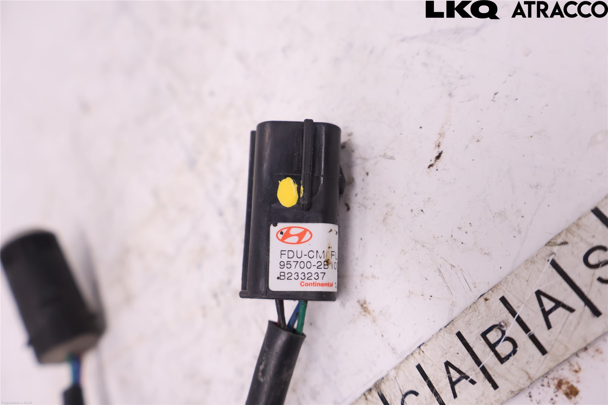 Hyundai SANTA FE  06-12 Parkeringshjälp Backsensor