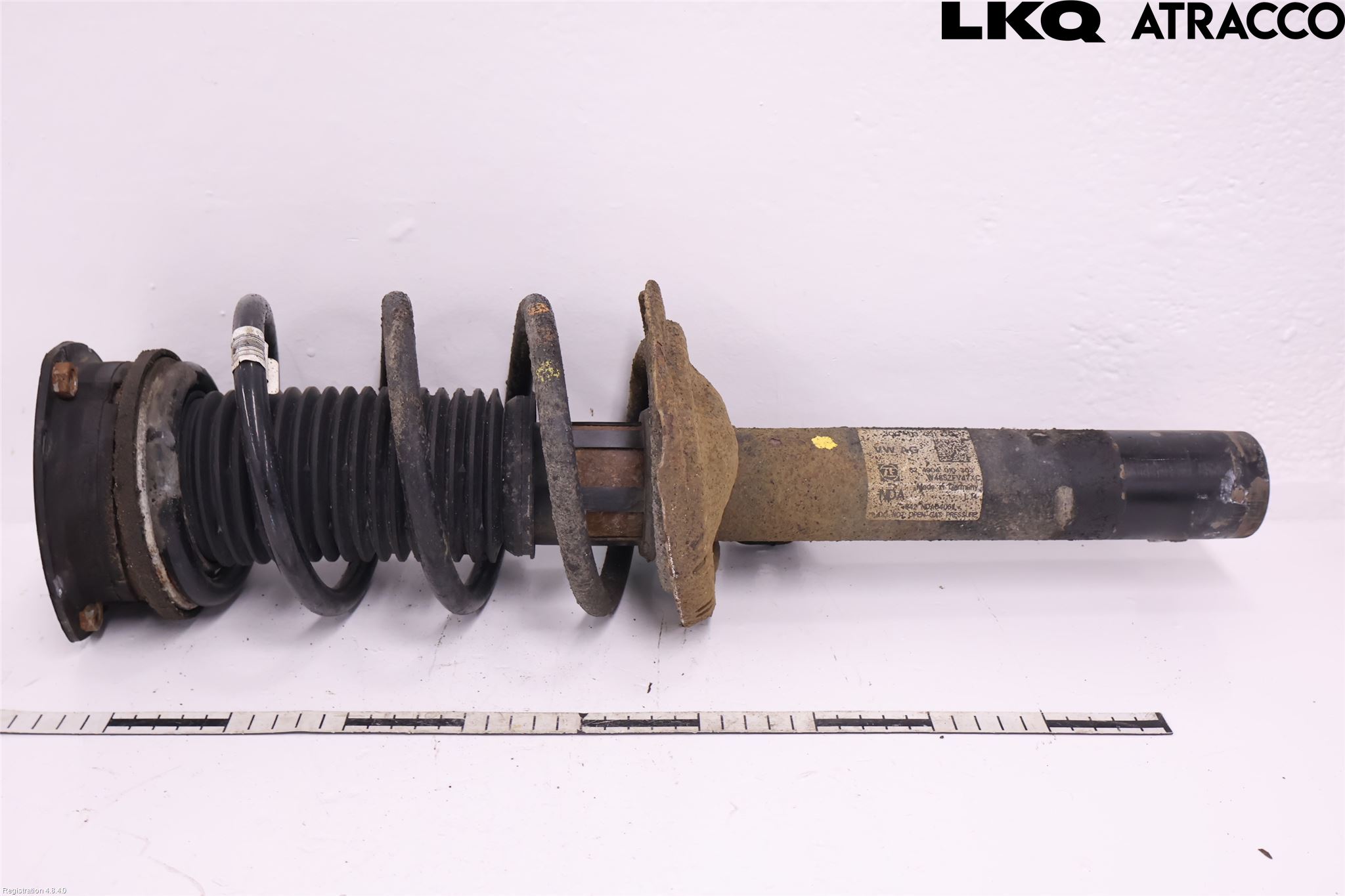 Volkswagen VW PASSAT 15-19 Fjäderben Fram Höger