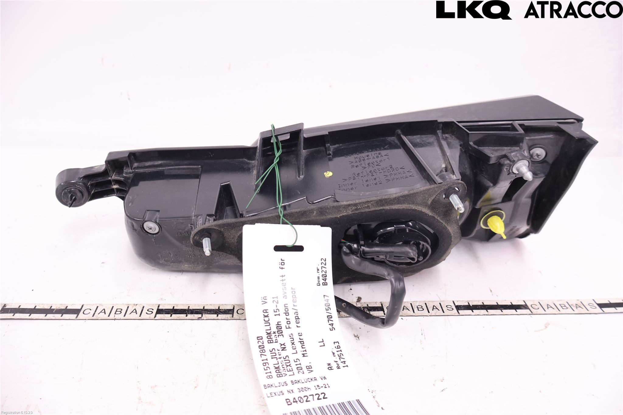 Lexus NX 300h 15-21 Bakljus Lucka Vä