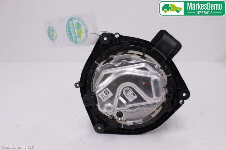 BMW 3 G20/G21/G80/G81 19- Värmefläkt