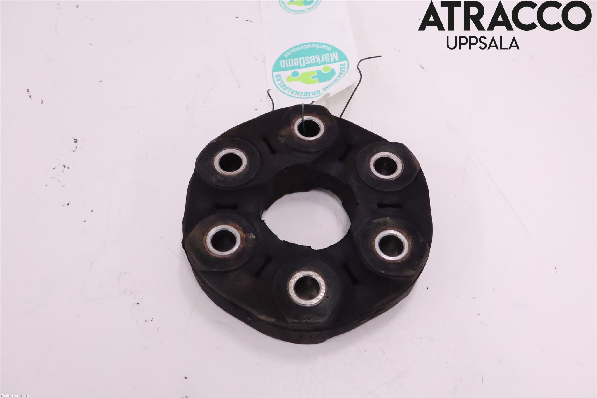 BMW 1 F20/F21 11-19 Mellanaxel Gummiknut