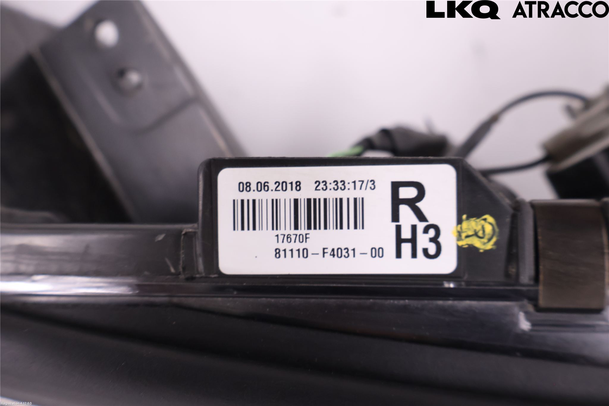 Toyota C-HR 16-23 Strålkastare Höger