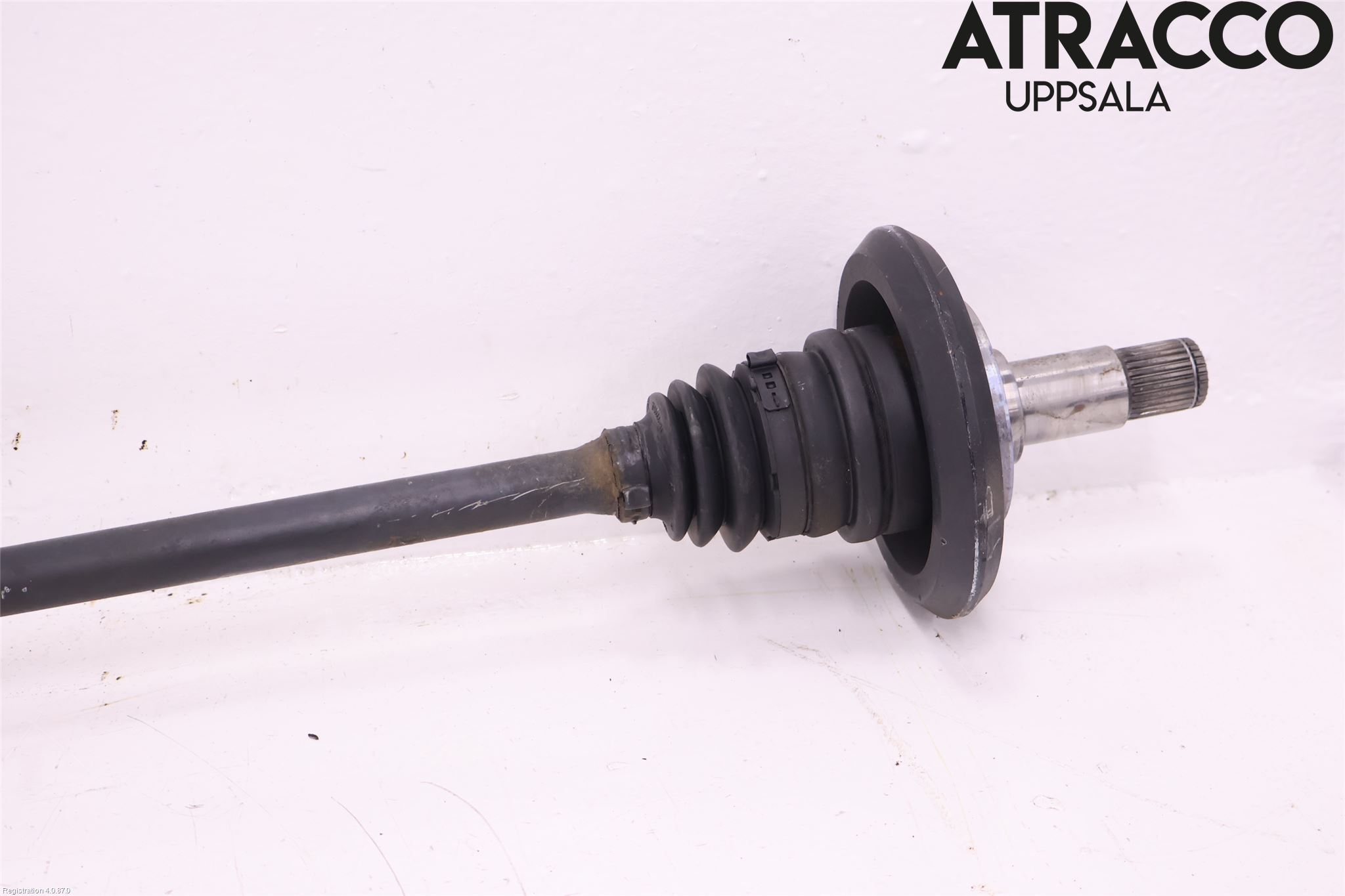 Mercedes-Benz MB C-KLASS (W205) 14-21 Drivaxel Bak Vänster