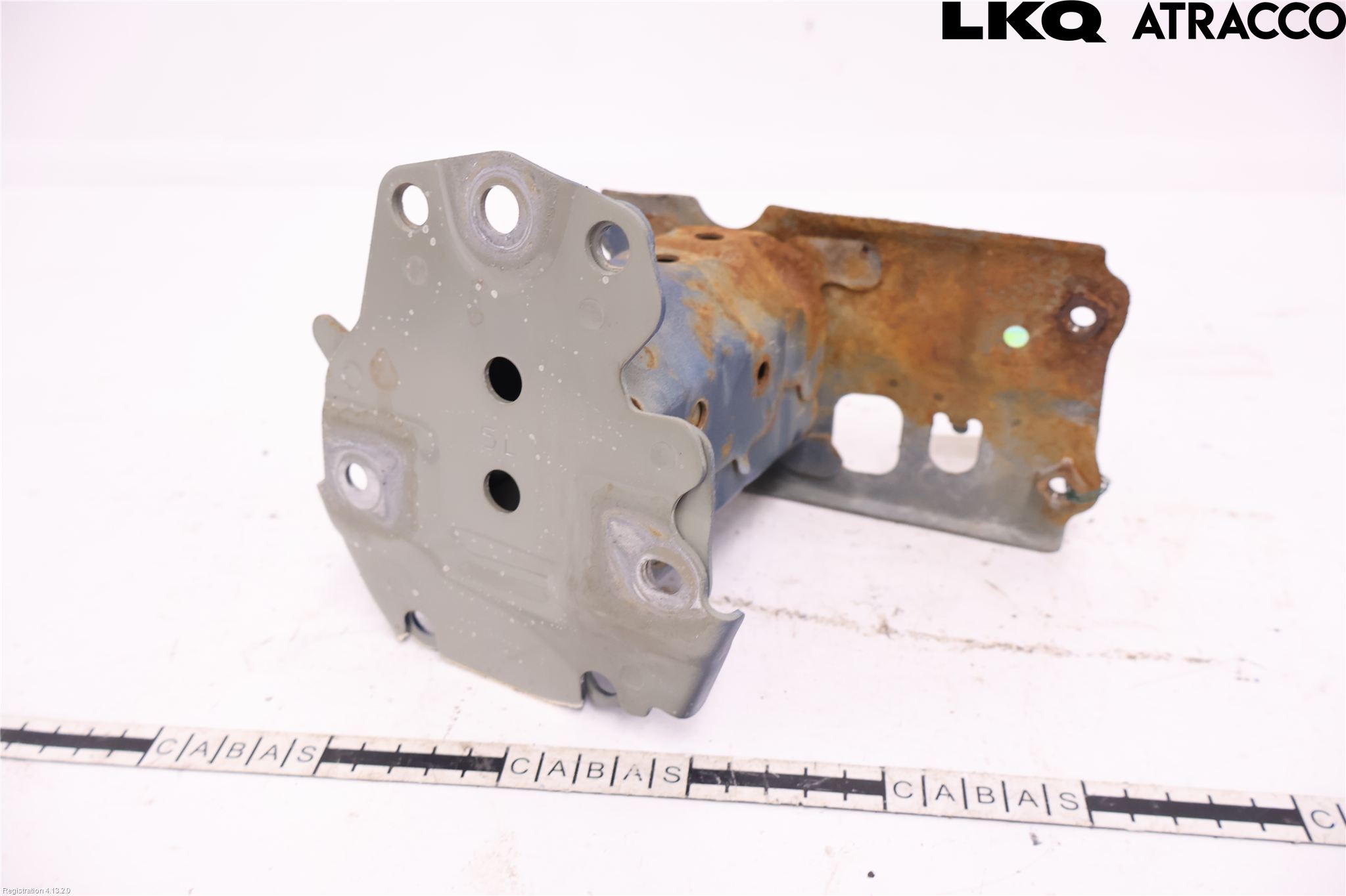 Toyota AURIS 13-19 Stötfångarbärjärn Bak