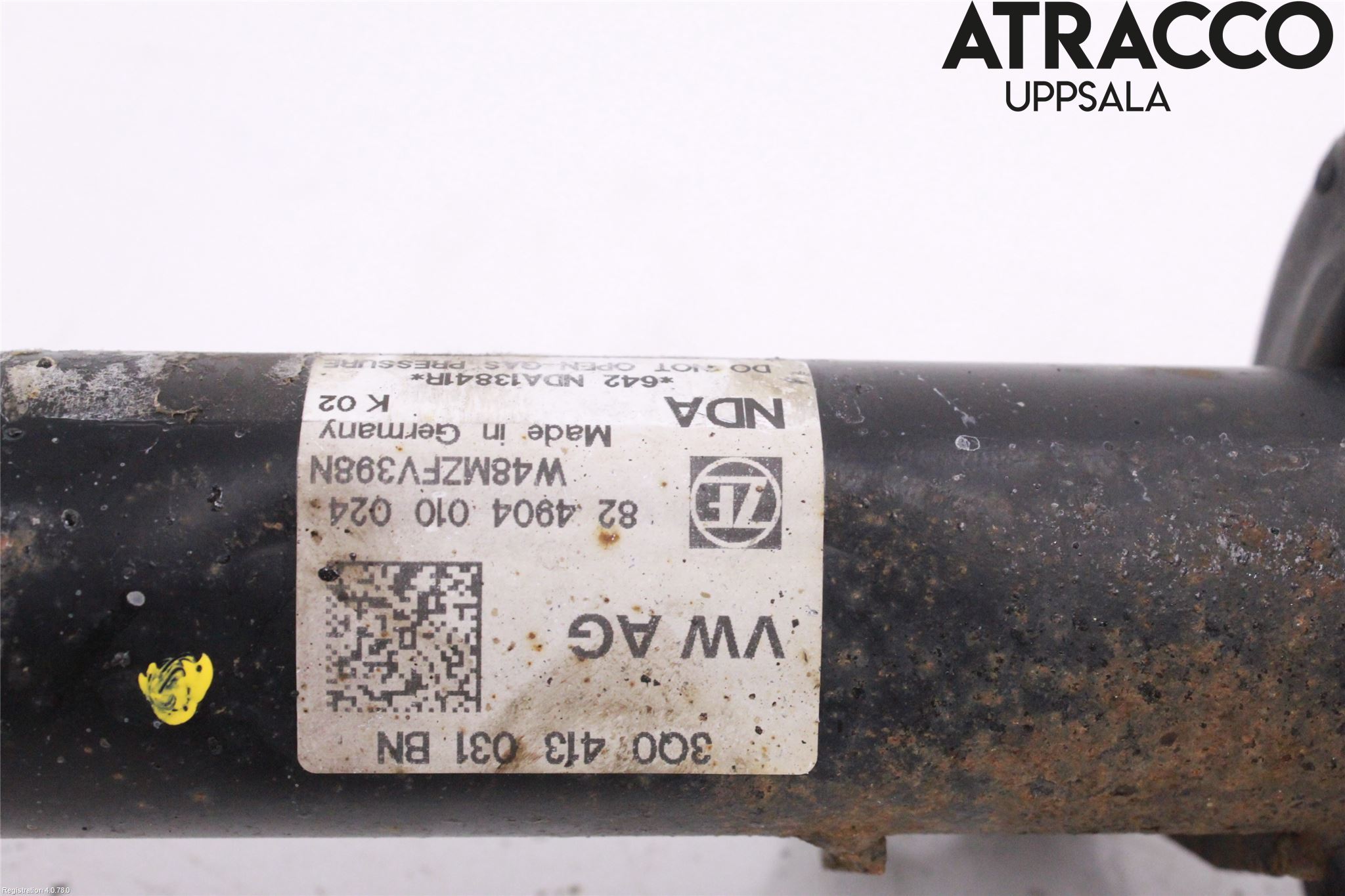 Volkswagen VW PASSAT 15-19 Fjäderben Fram Vänster