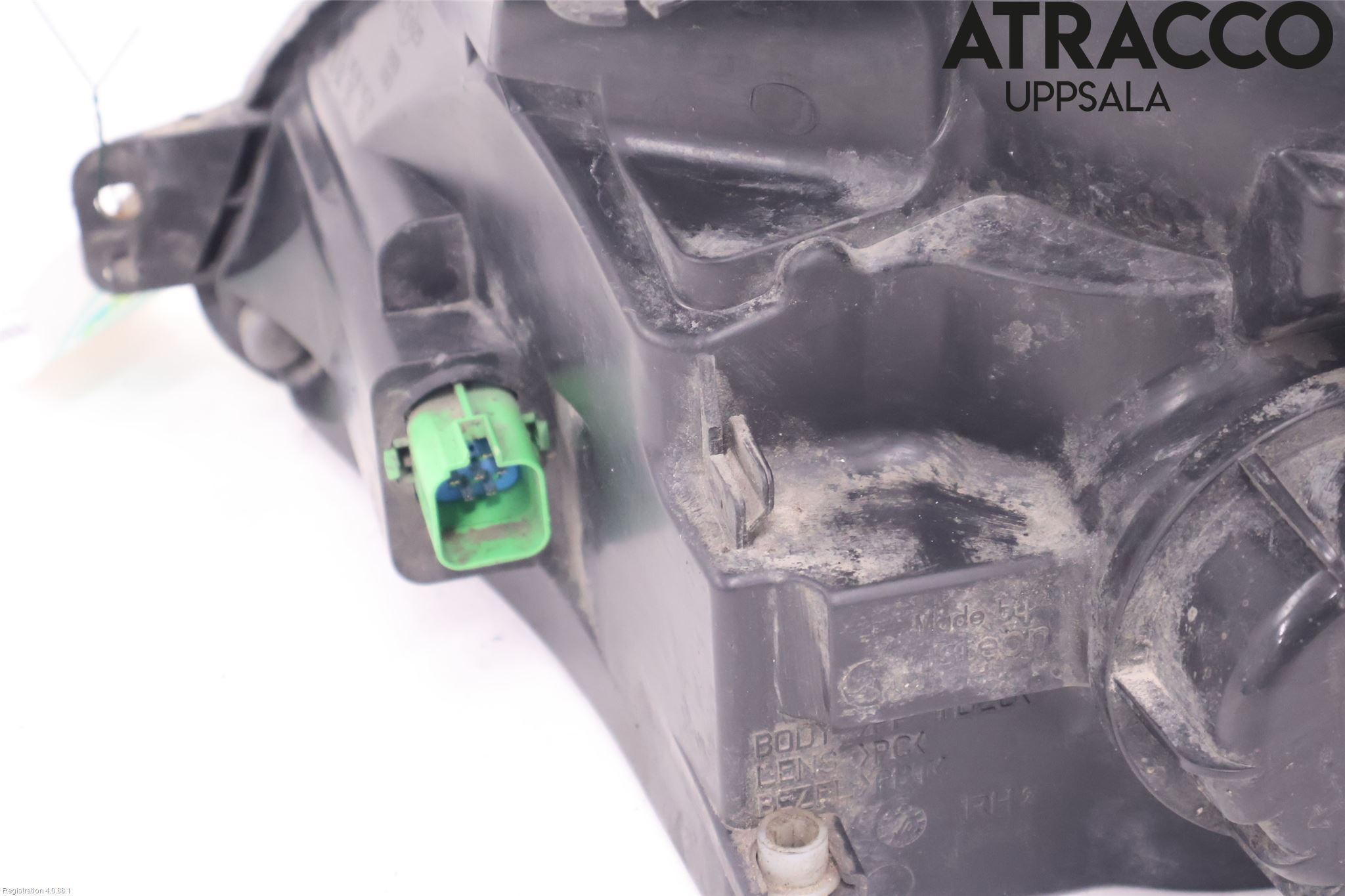 Ford FIESTA     02-05 Strålkastare Höger