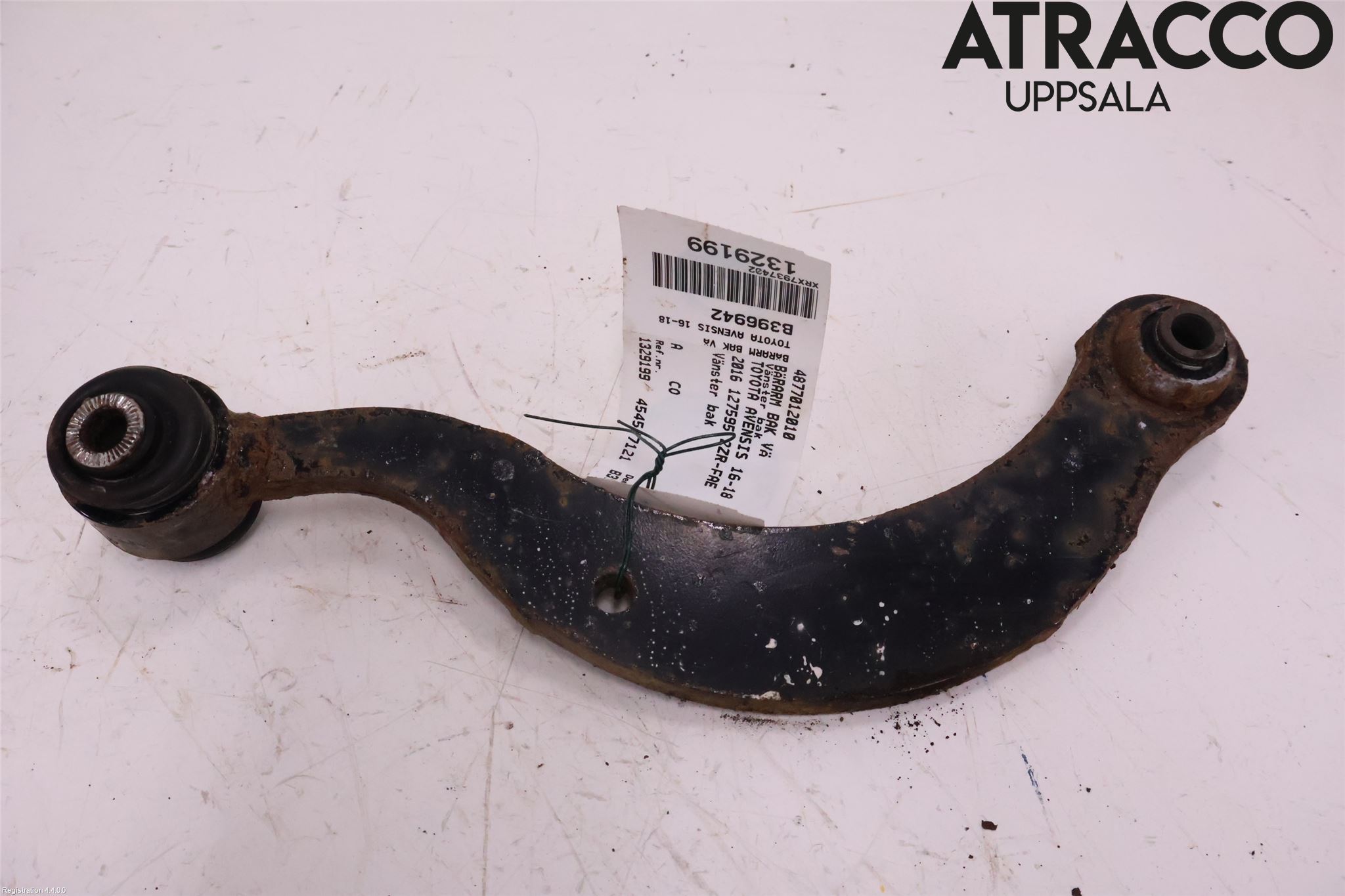 Toyota AVENSIS 16-18 Bärarm Bak Vänster