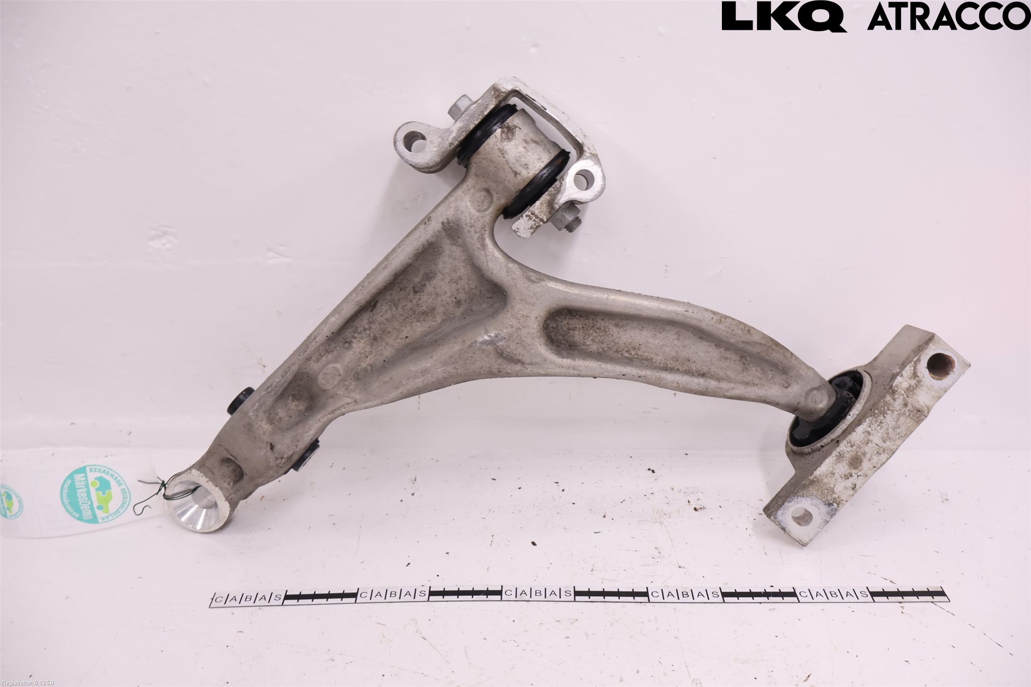 Volvo V60 19- Bärarm Fram Undre Hö