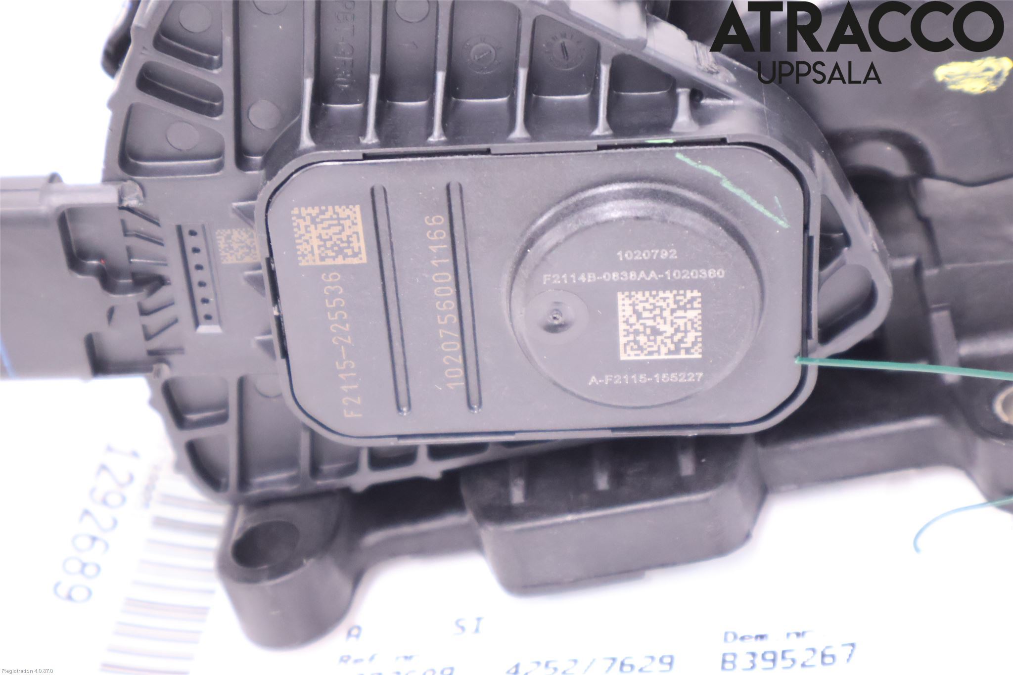 Tesla MODEL 3 17- Gaspedal