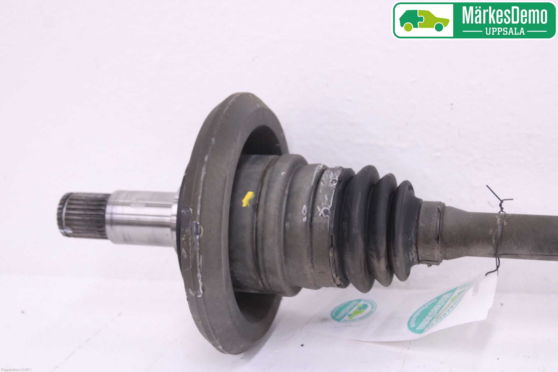 Mercedes-Benz MB C-KLASS (W205) 14-21 Drivaxel Bak Vänster