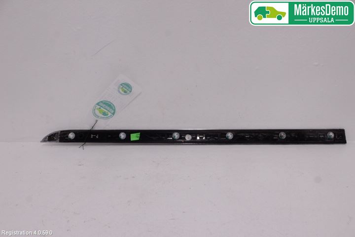 BMW 7 G11/G12 15-22 Dörr Dekorlist Bak Hö