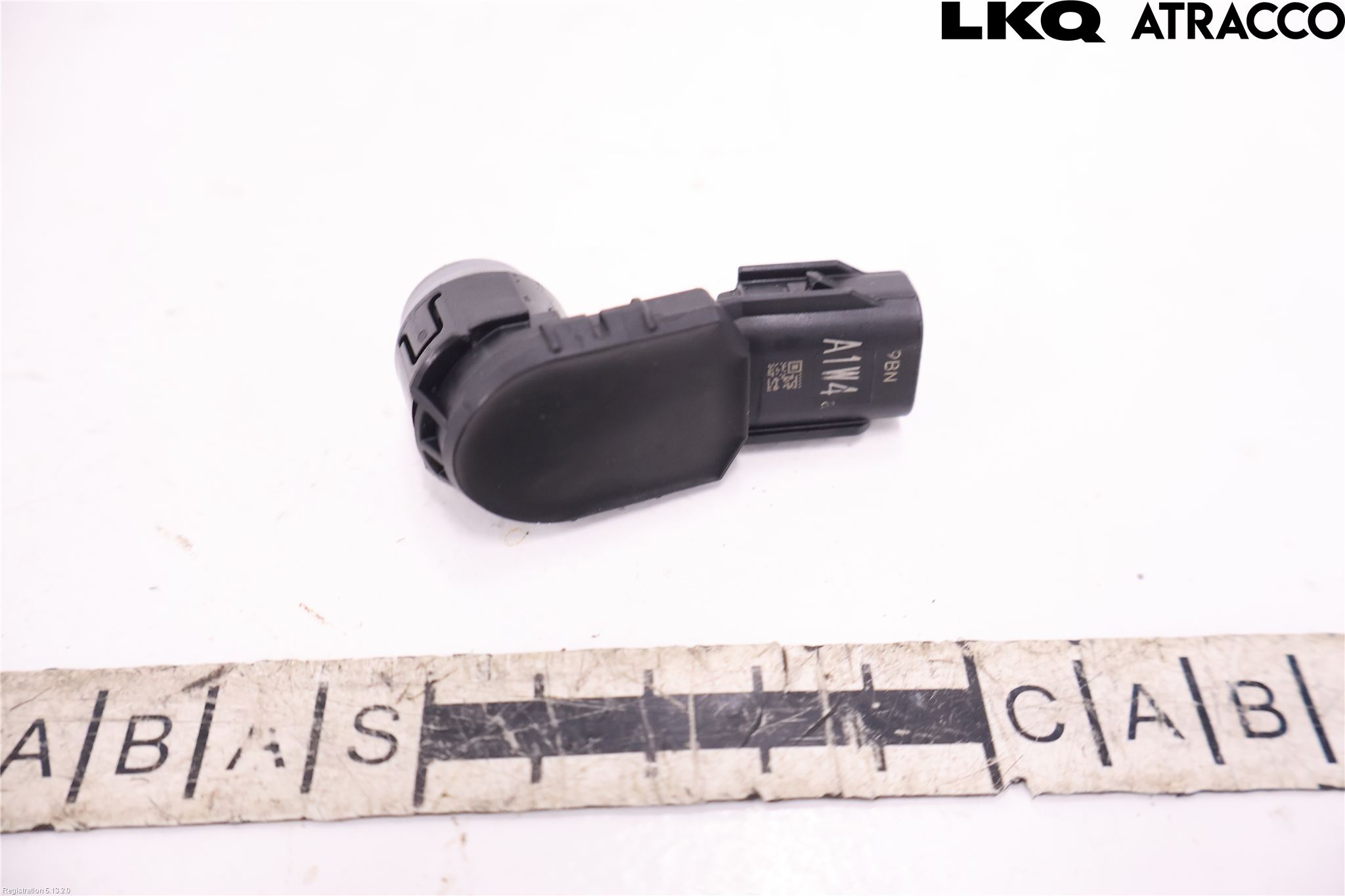 Toyota RAV4 19- Parkeringshjälp Frontsensor