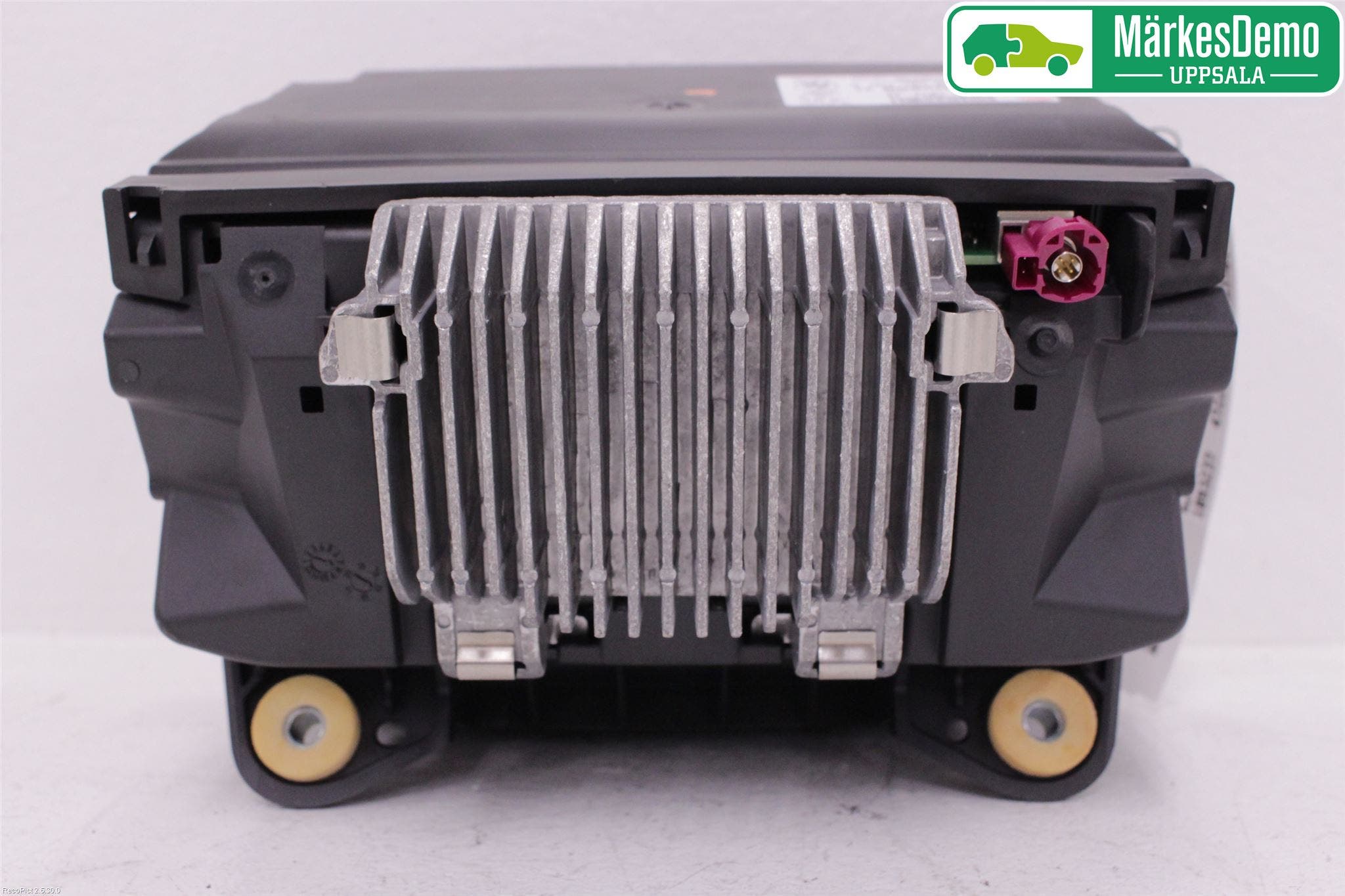 Mini COUNTRYMAN F60 17-23 Bildskärm