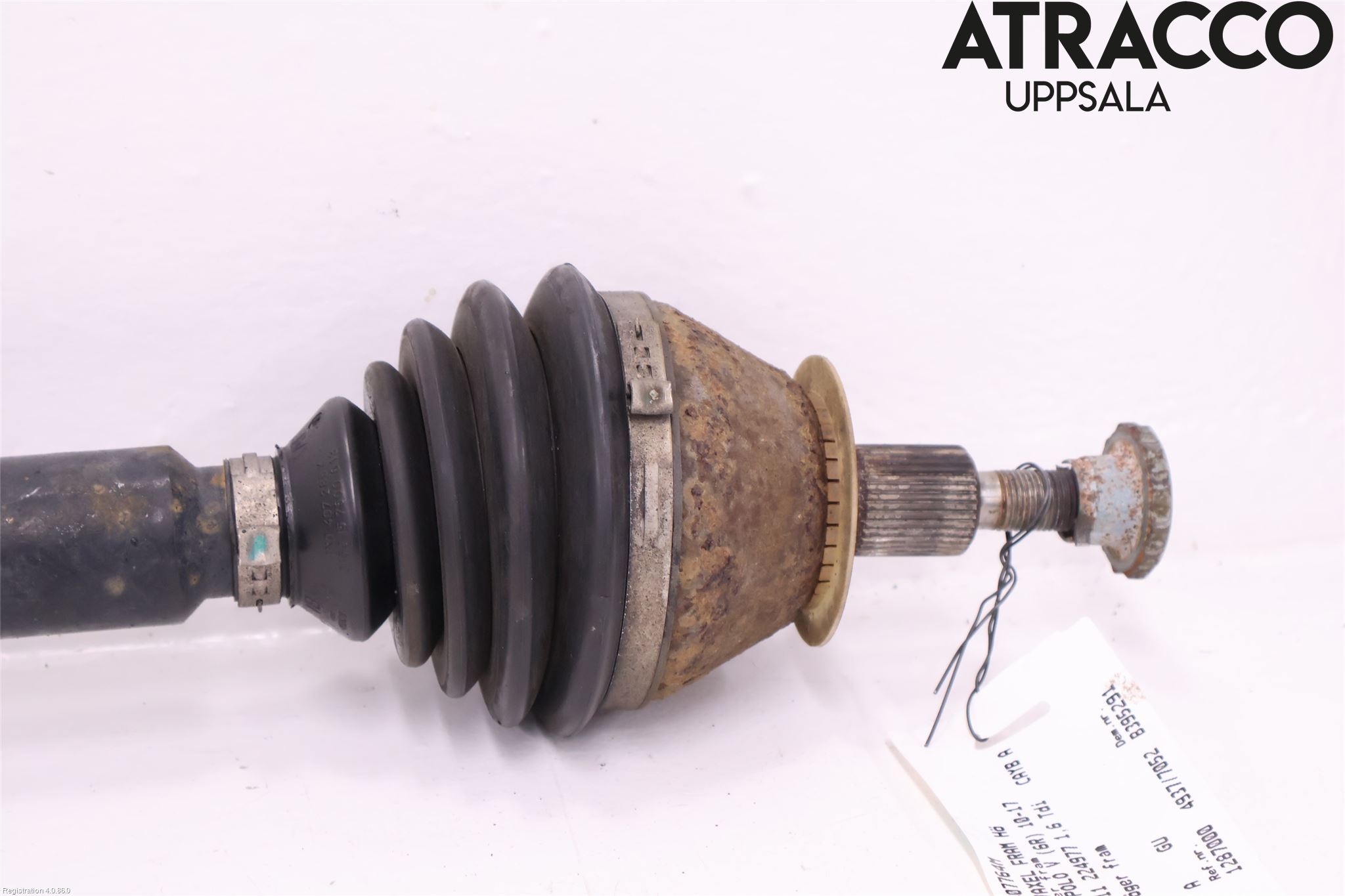 Volkswagen VW POLO 10-17 Drivaxel Fram Höger