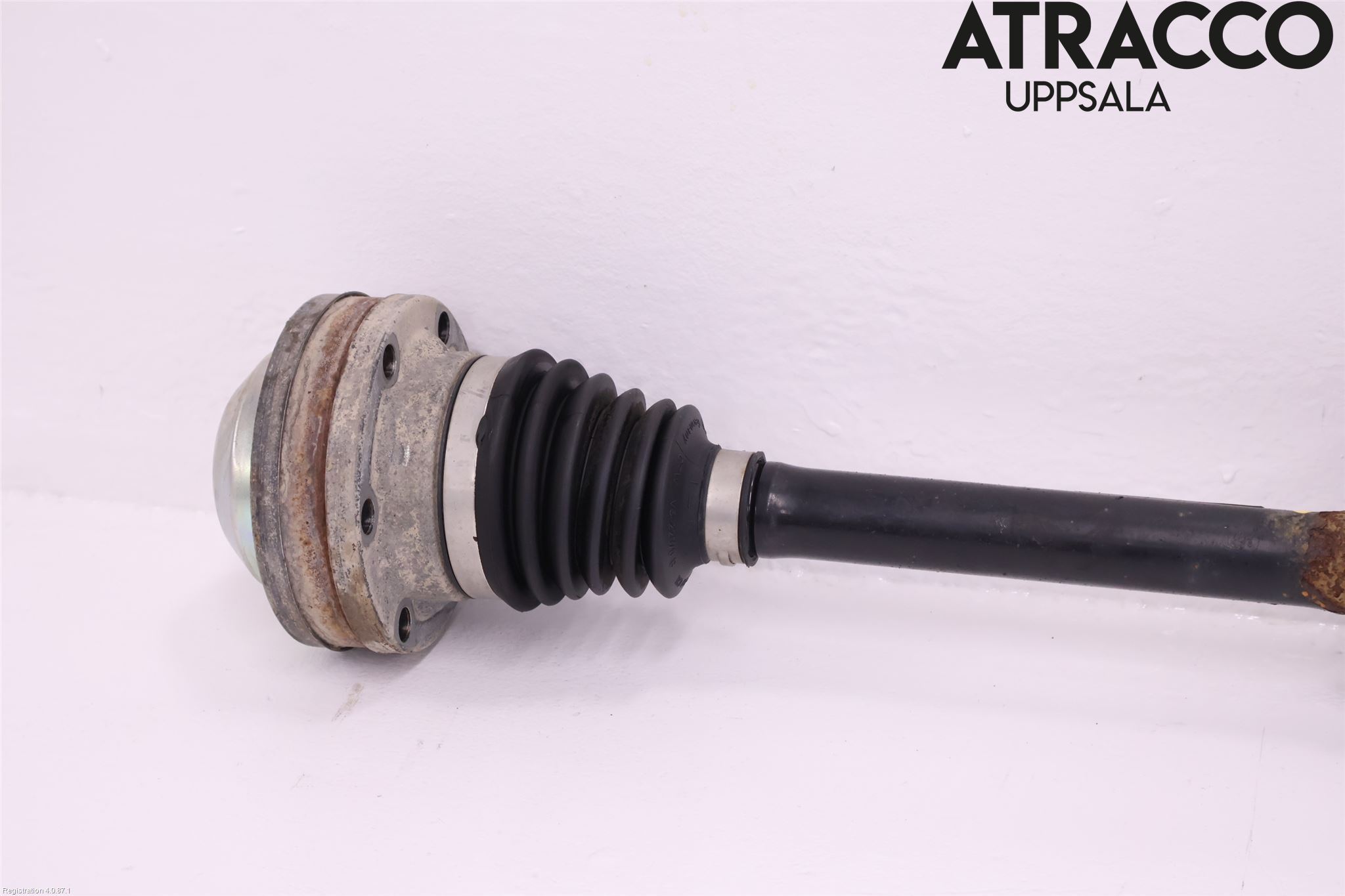 Volkswagen VW CADDY 11-15 Drivaxel Fram Vänster