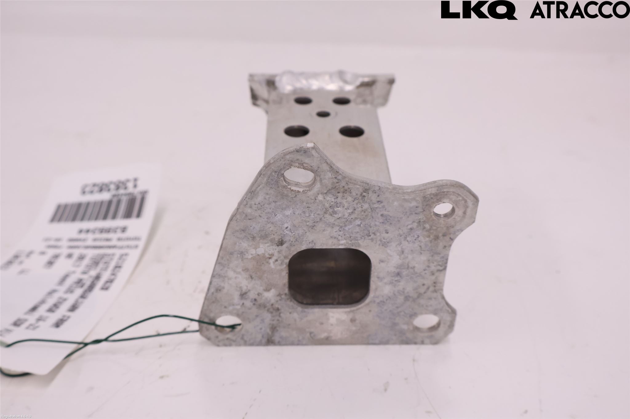 Toyota PRIUS (ZVW50) 16-21 Stötfångarbärjärn Fram