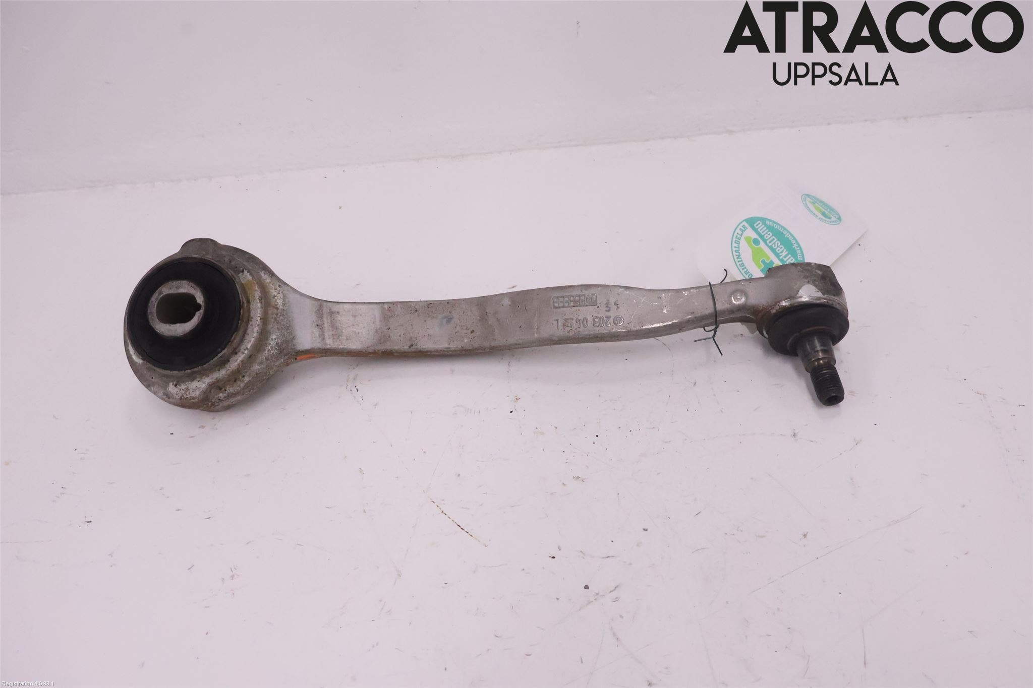 Mercedes-Benz MB C-KLASS (W204) 07-15 Bärarm Fram Undre Vä