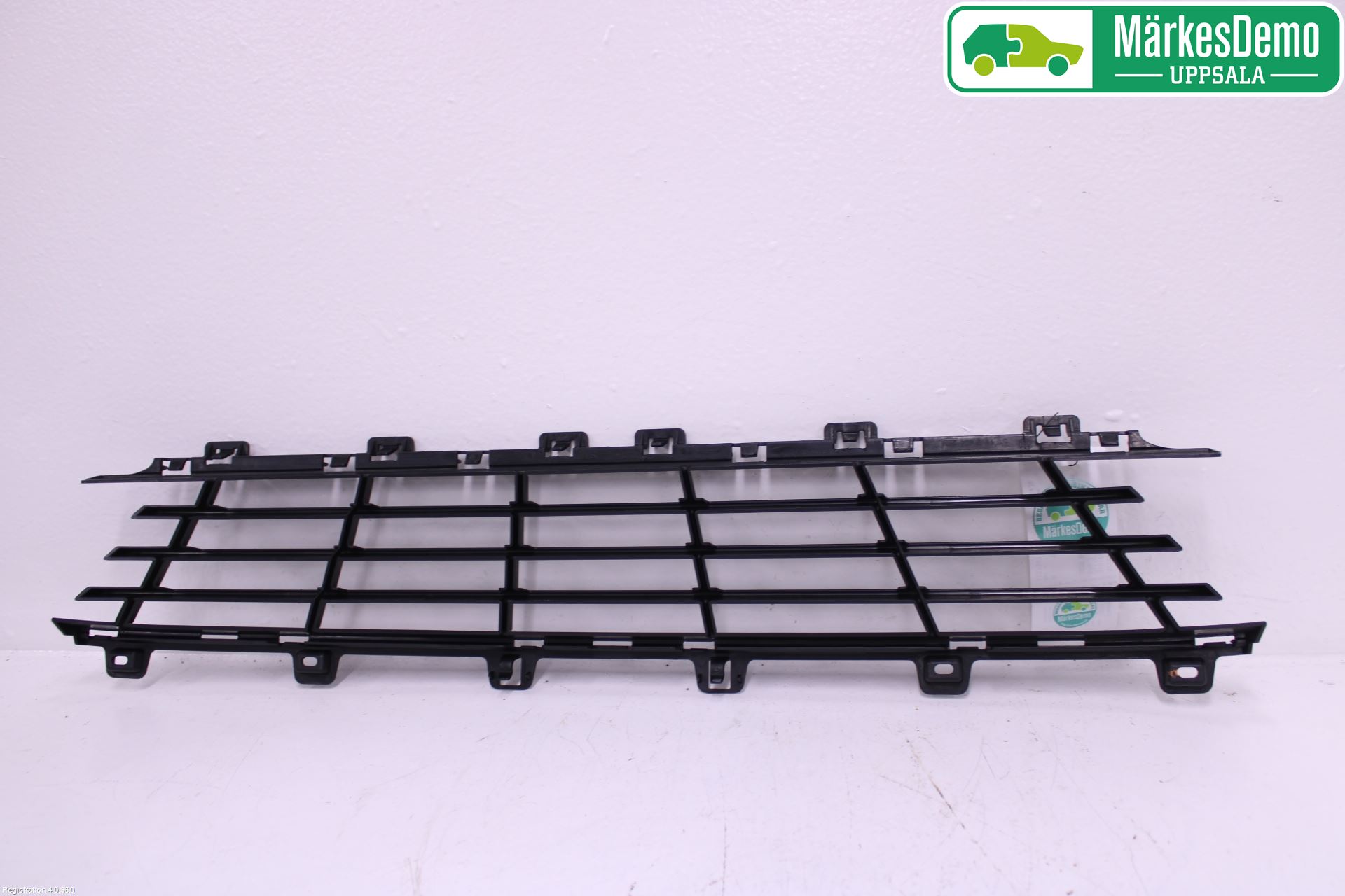 BMW 3 G20/G21/G80/G81 19- Stötfångardel Fram Mitt