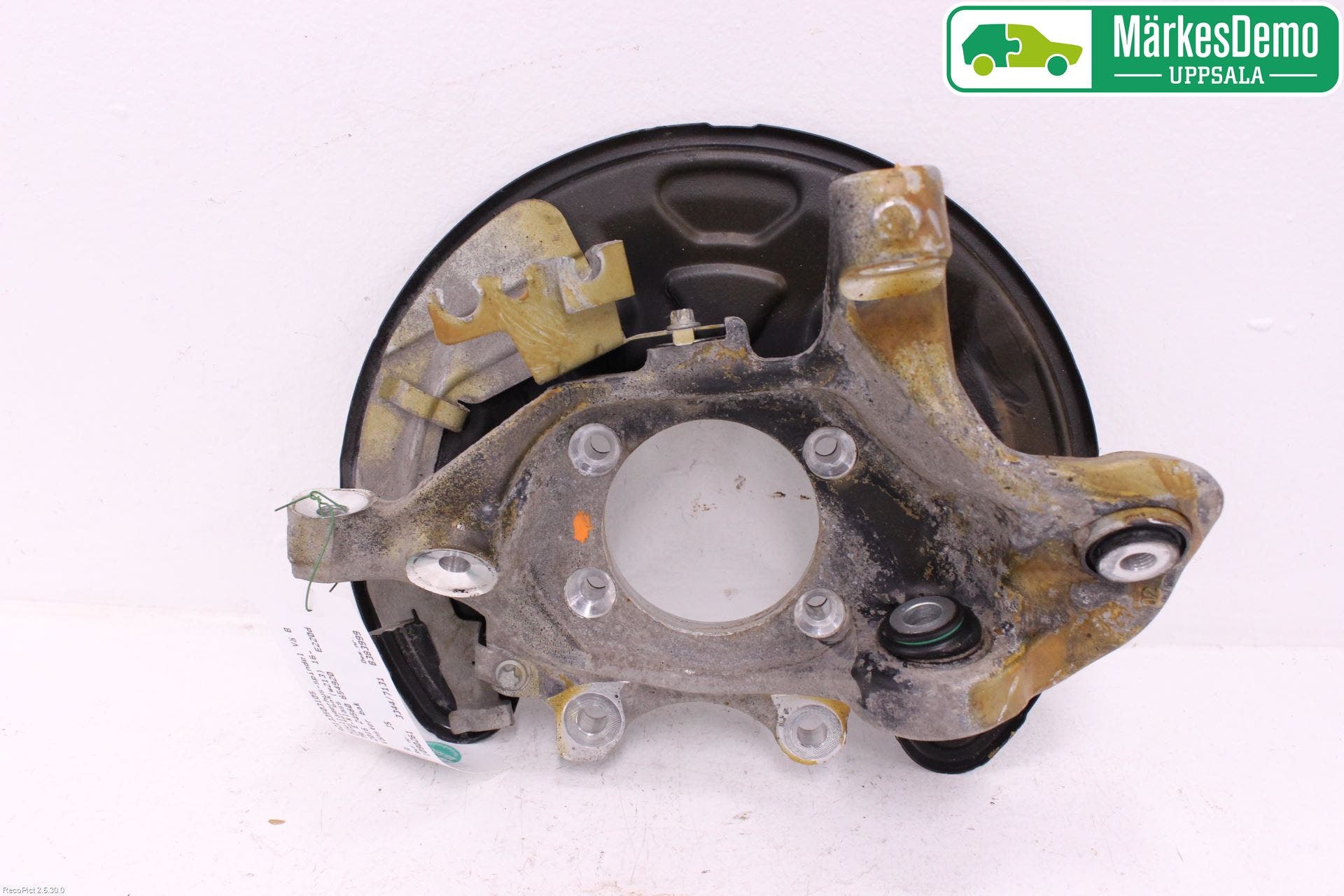 Mercedes-Benz MB E-KLASS (W213) 16-23 Hjullagerhus-Spindel Vä B