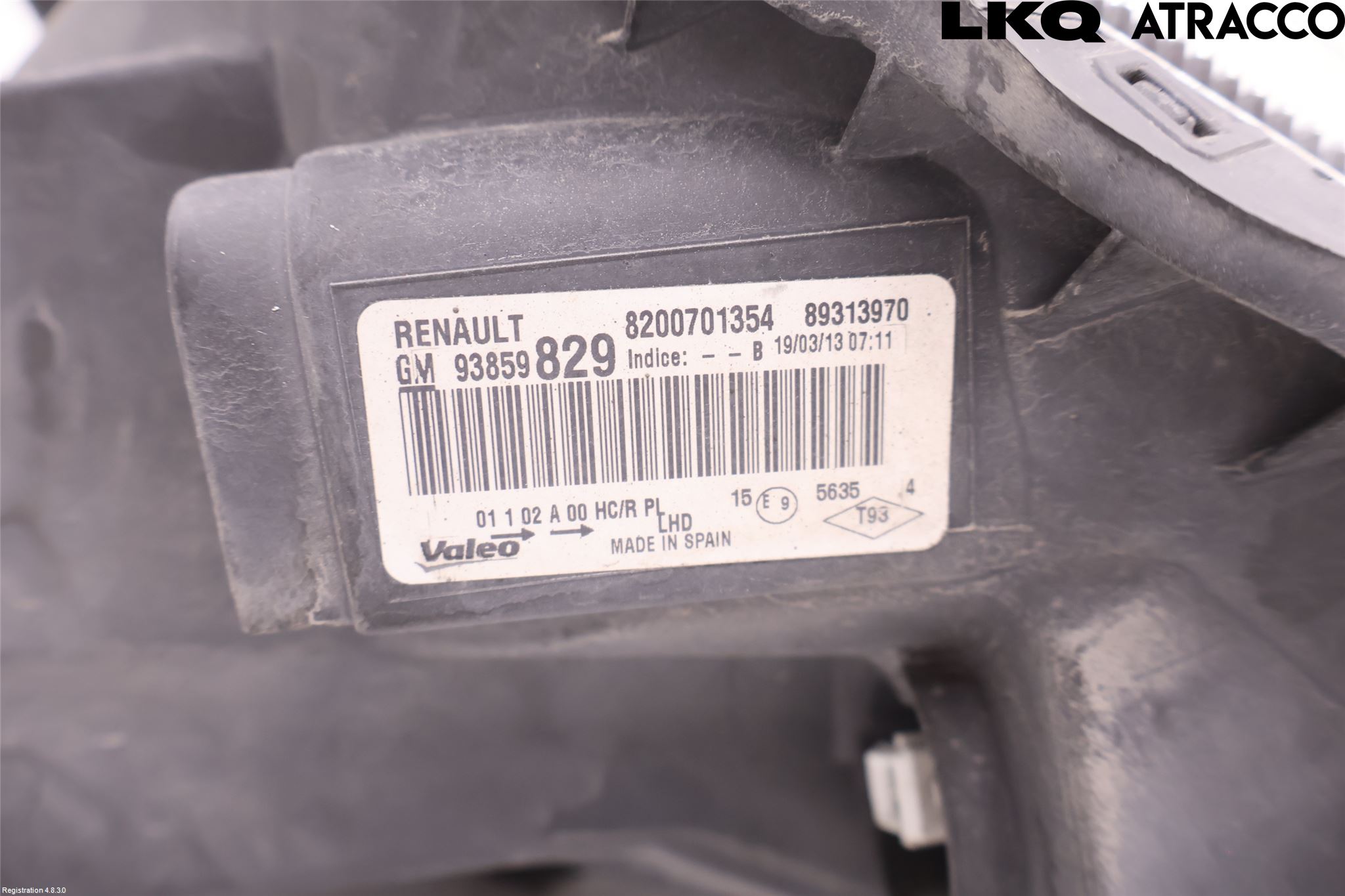 Renault TRAFIC   02-14 Strålkastare Vänster