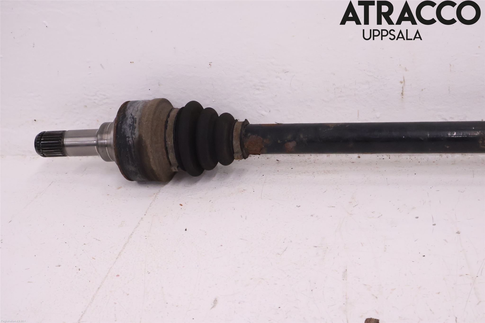 BMW 5 F10/F11/F18 09-17 Drivaxel Bak Vänster