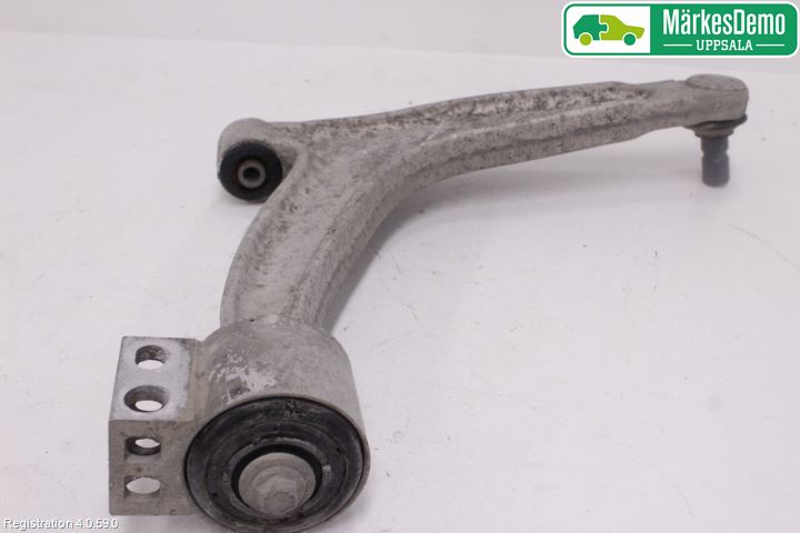 Saab 9-3 VER2/VER3 08-15 Bärarm Fram Undre Vä